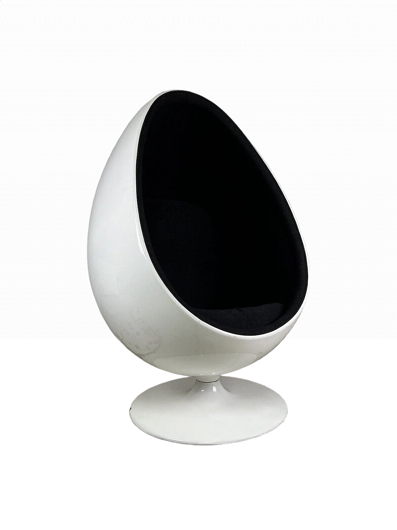 Fiberglass and fabric swivel egg armchair, 1960s 14