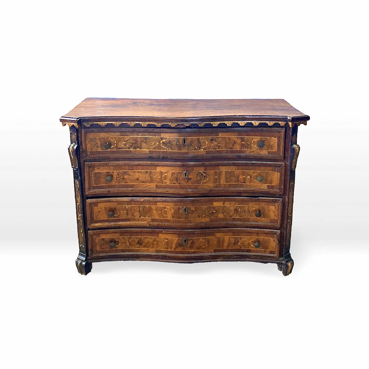 Walnut chest of drawers with maple thread, 18th century 1