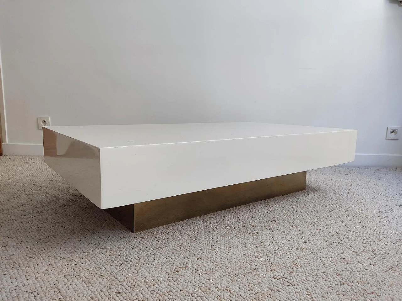 Lacquered wooden coffee table and pair of stools, 1970s 4