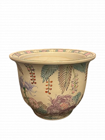 Vase with multicolored floral decoration