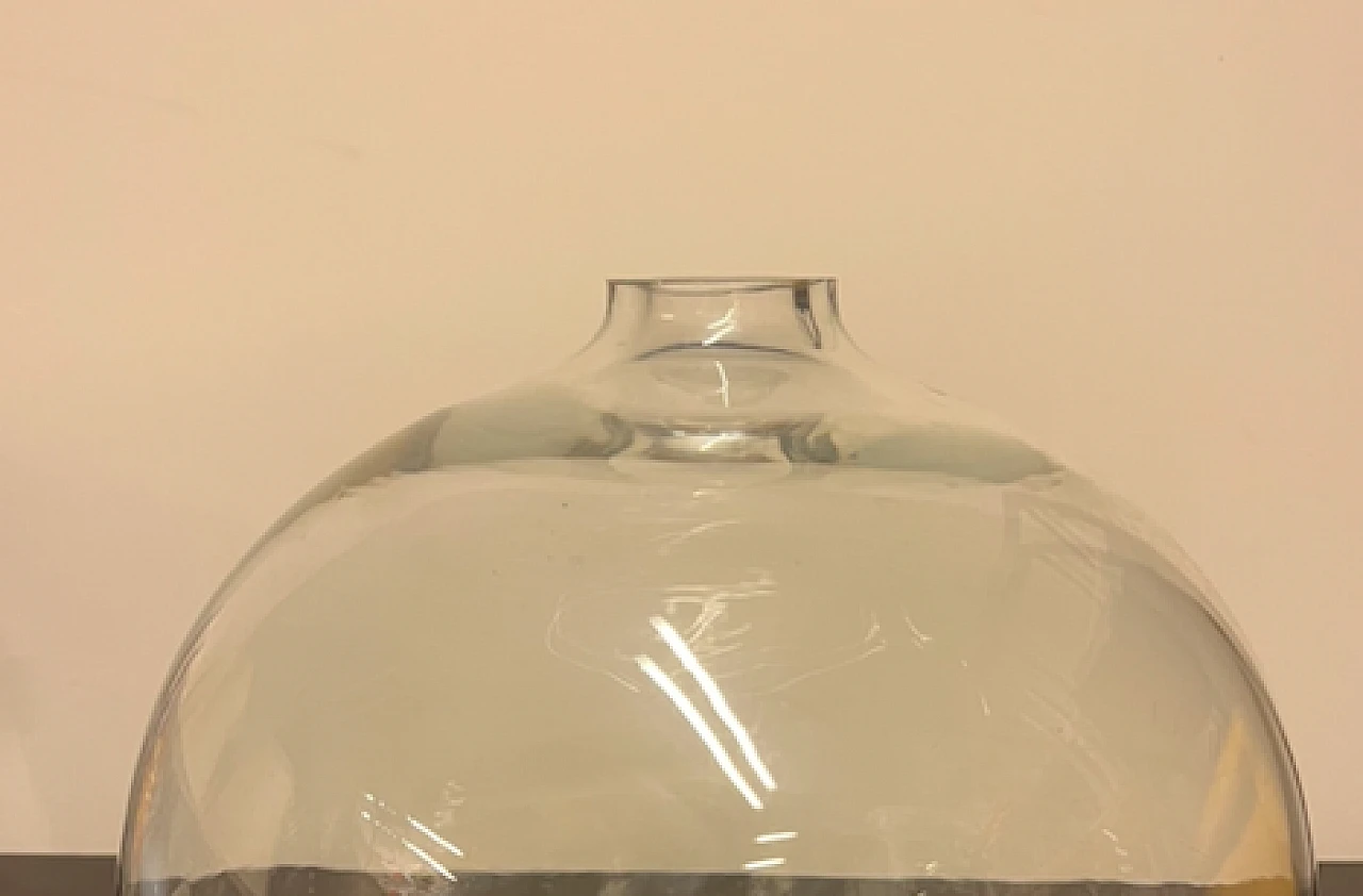 Large round glass vase 2