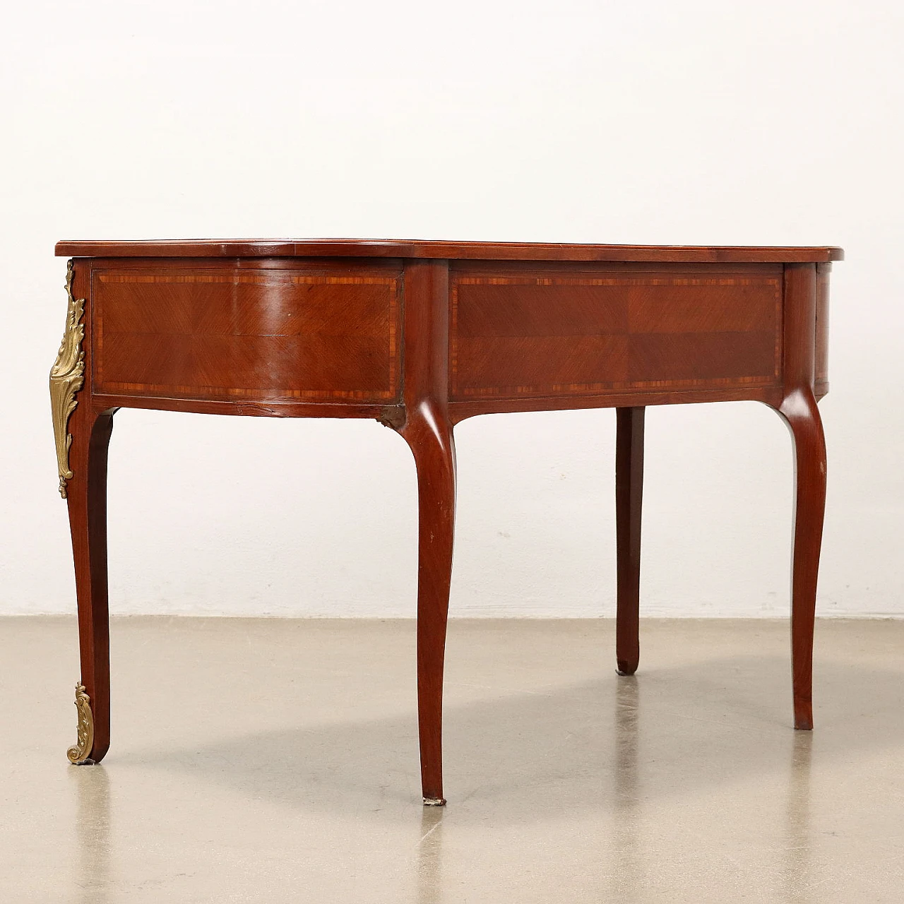 Mahogany writing desk with wavy feet and drawers 9