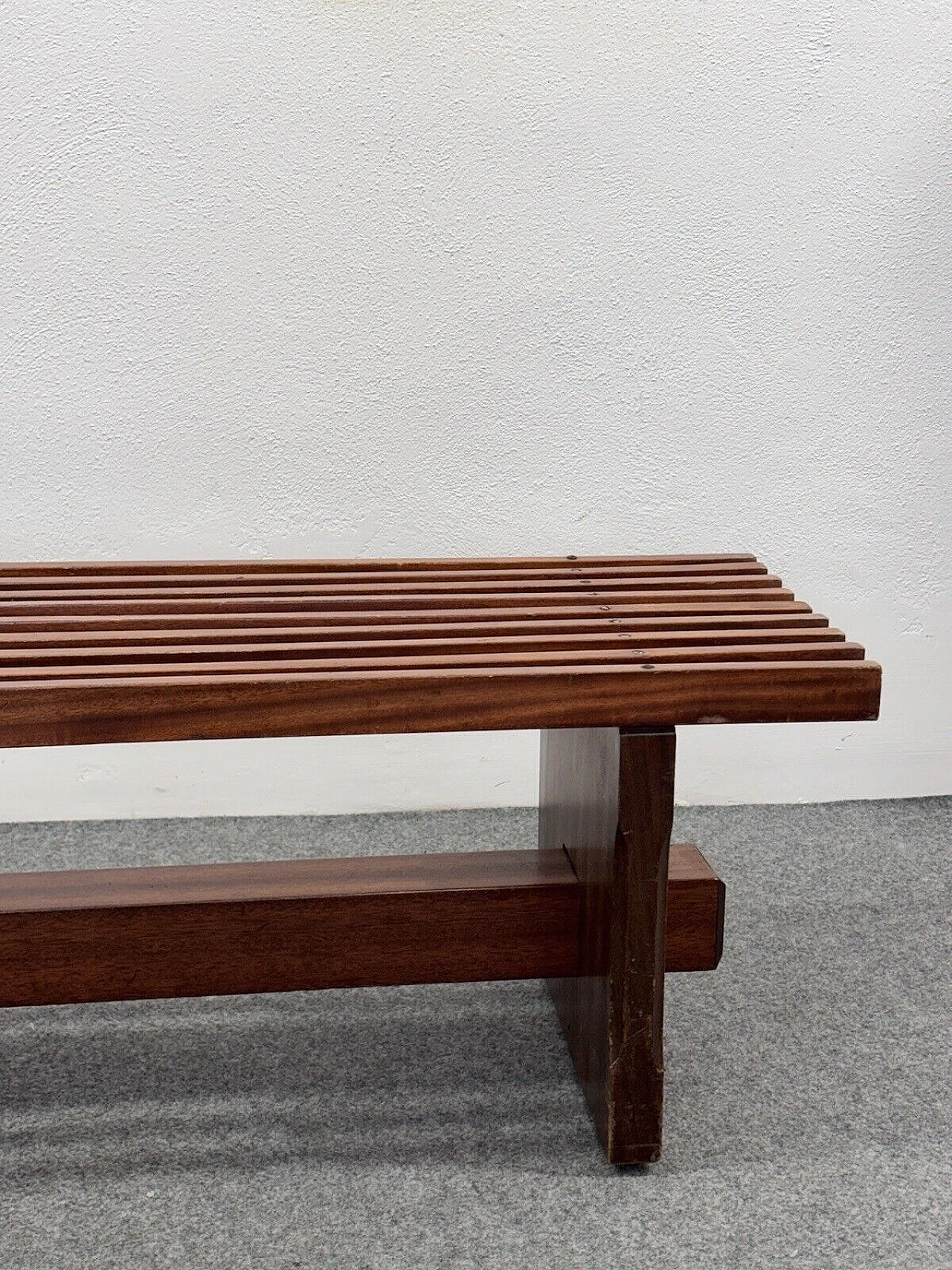 Peroba and Baruna wood bench by Lina Bo Bardi 5