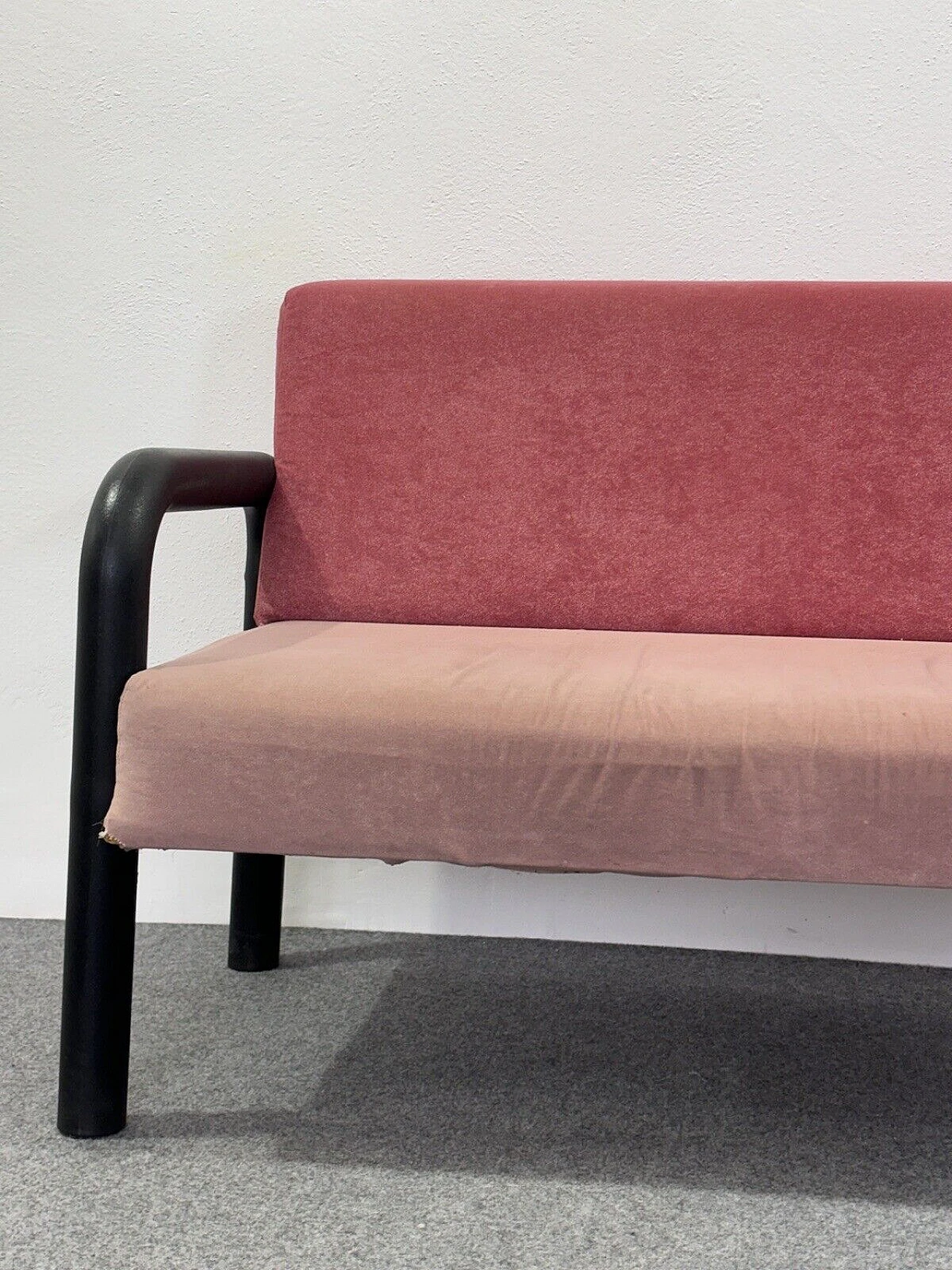 Expanded polyurethane and pink fabric two-seater sofa, 1980s 4