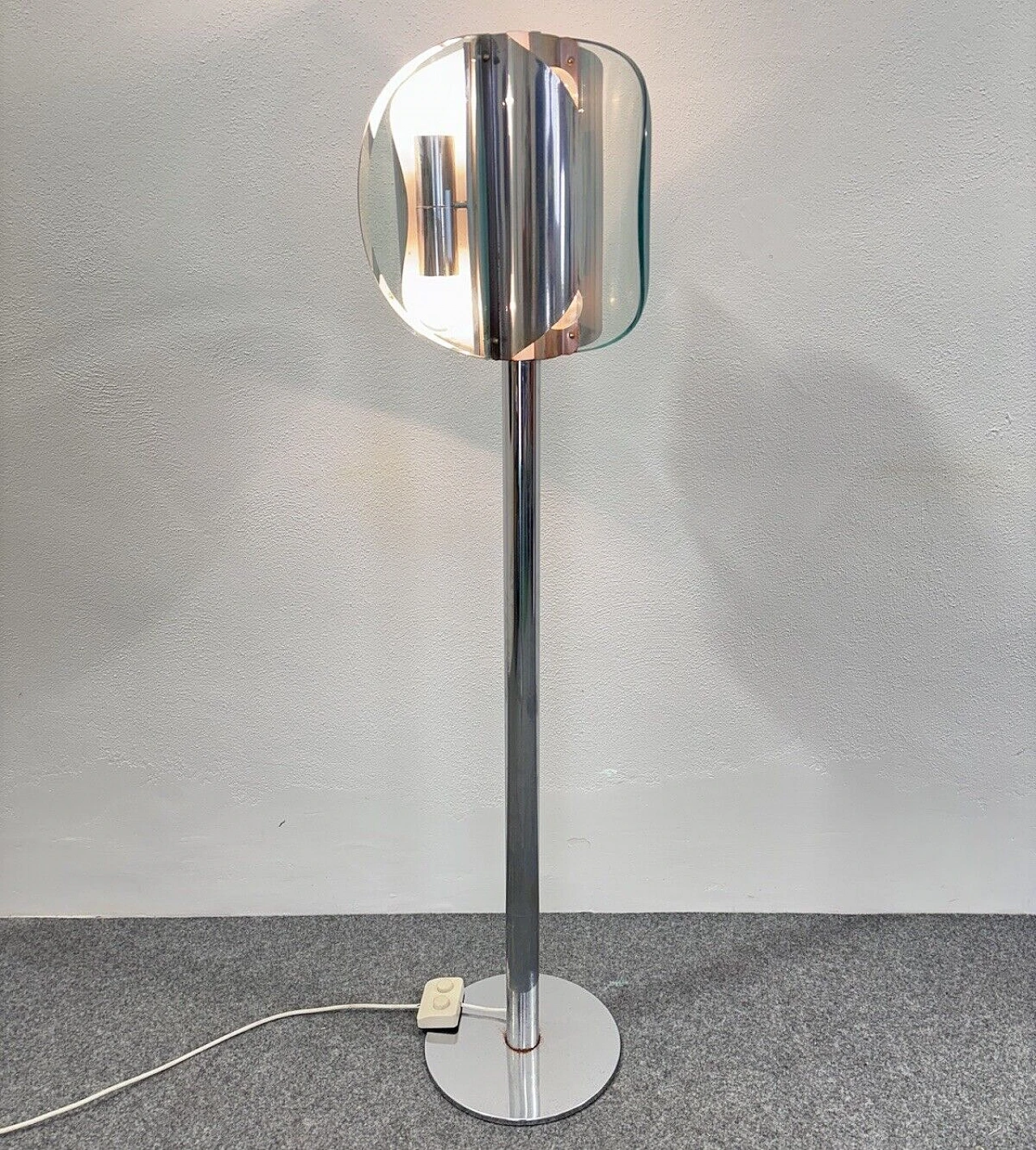 Floor lamp in the style of Fontana Arte, 1970s 1