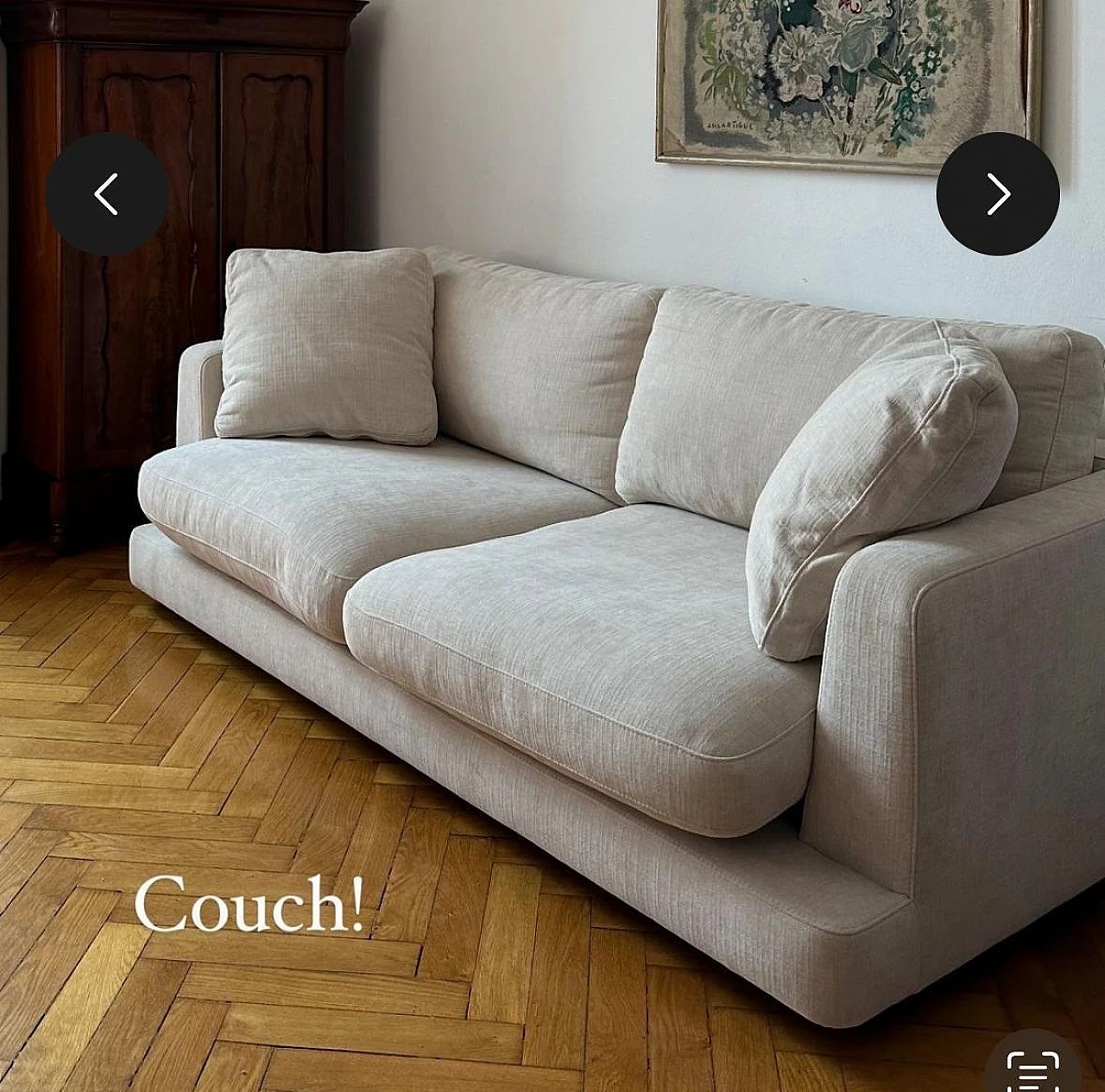 White sofa 1