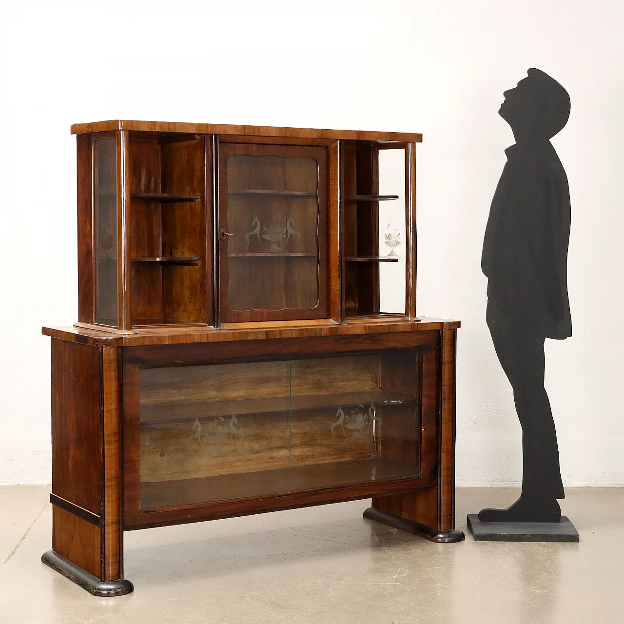 Walnut veneer display cabinet with sliding doors, 1920s 2