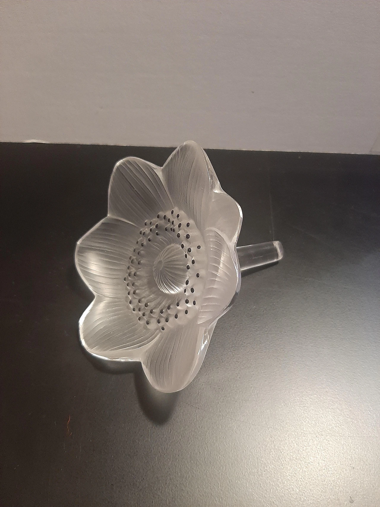 Scultura Anemone in cristallo di Lalique, anni '80 8