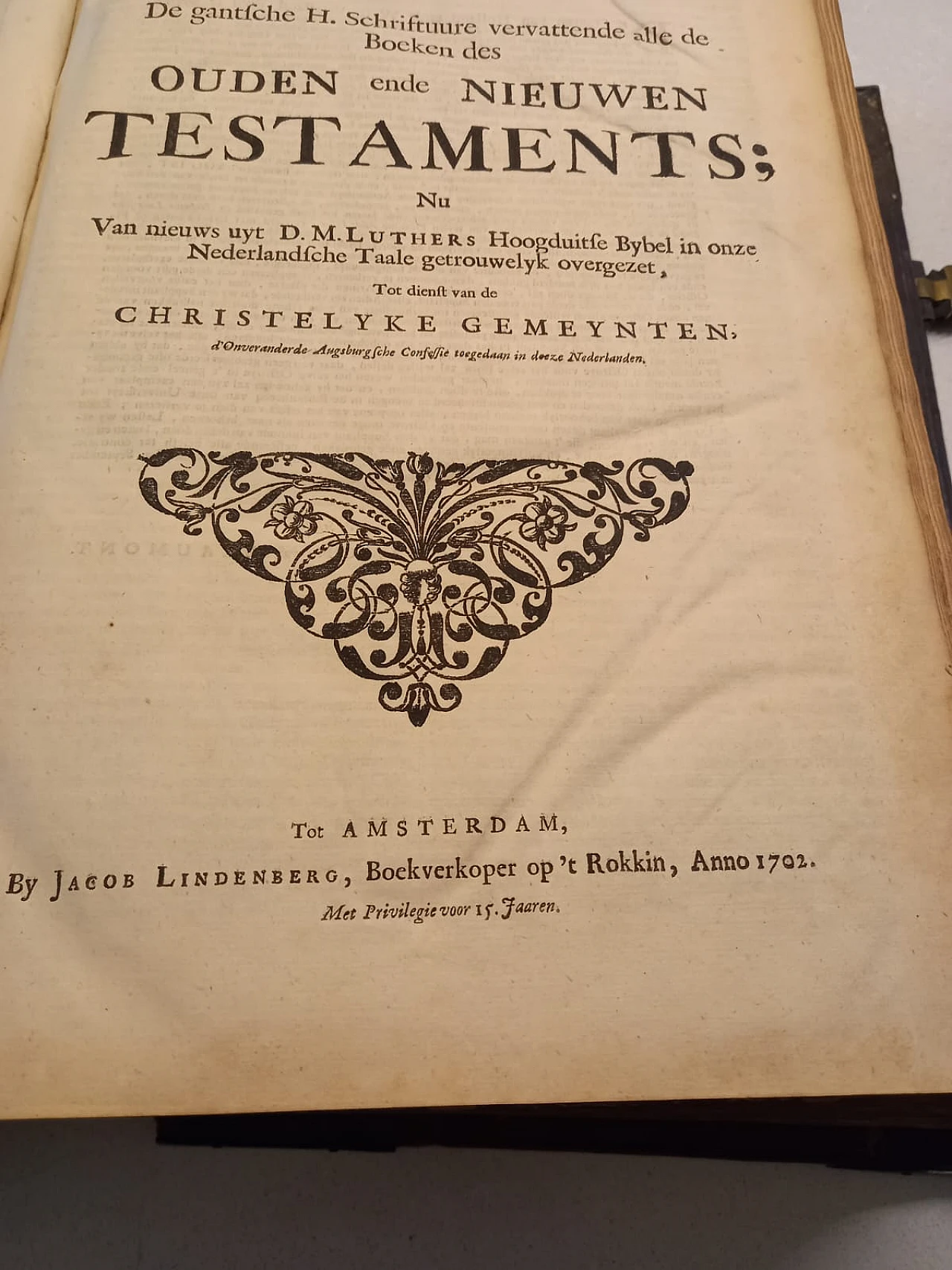 Bibbia luterana in pelle ed ottone edita da Jacob Lindenberg, 1702 4