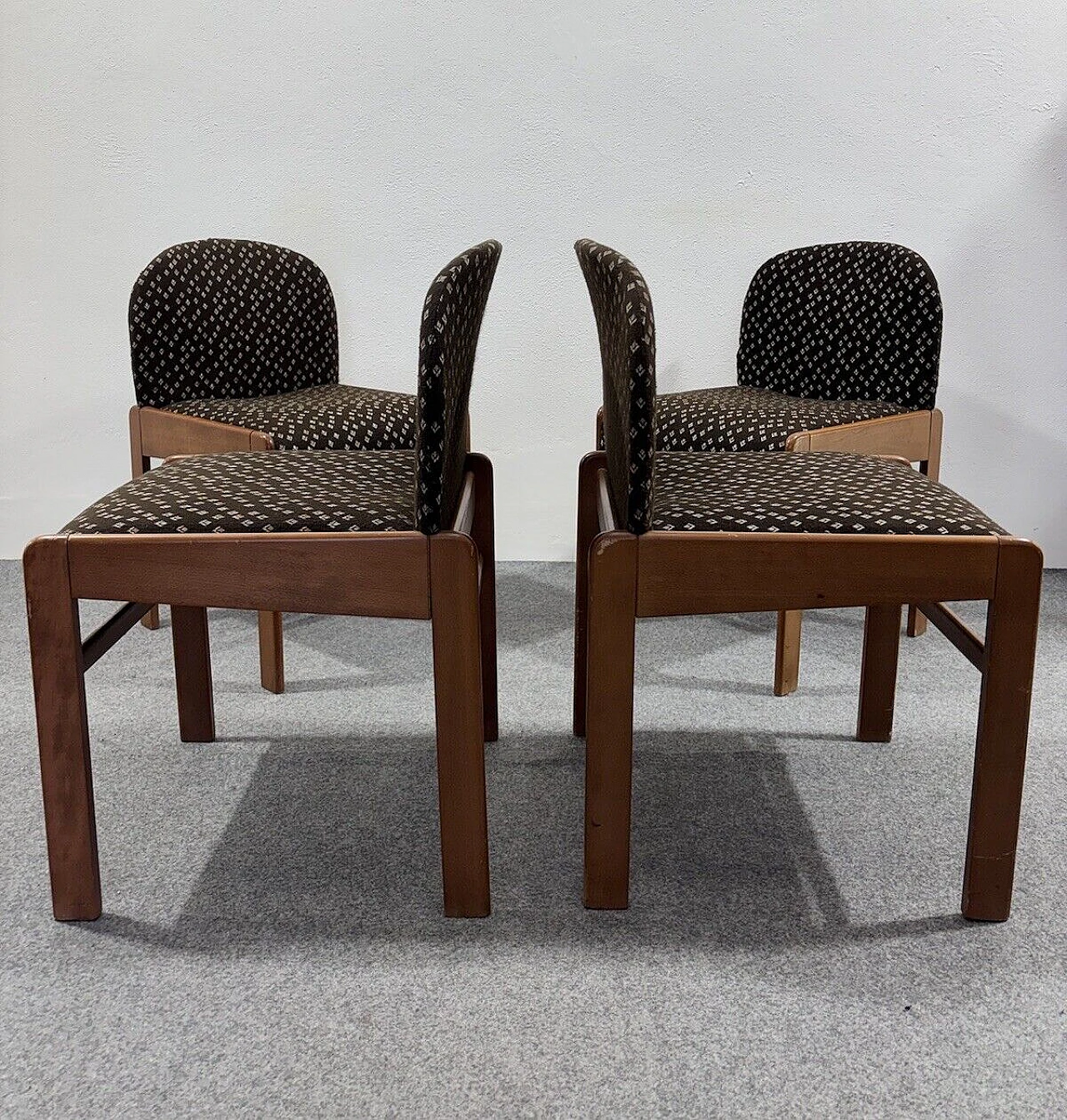 4 Chairs in wood and patterned fabric, 1960s 12