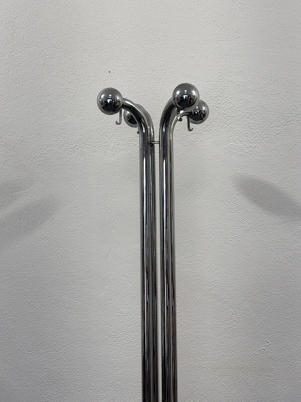 Space Age chromed steel floor coat rack, 1970s 4