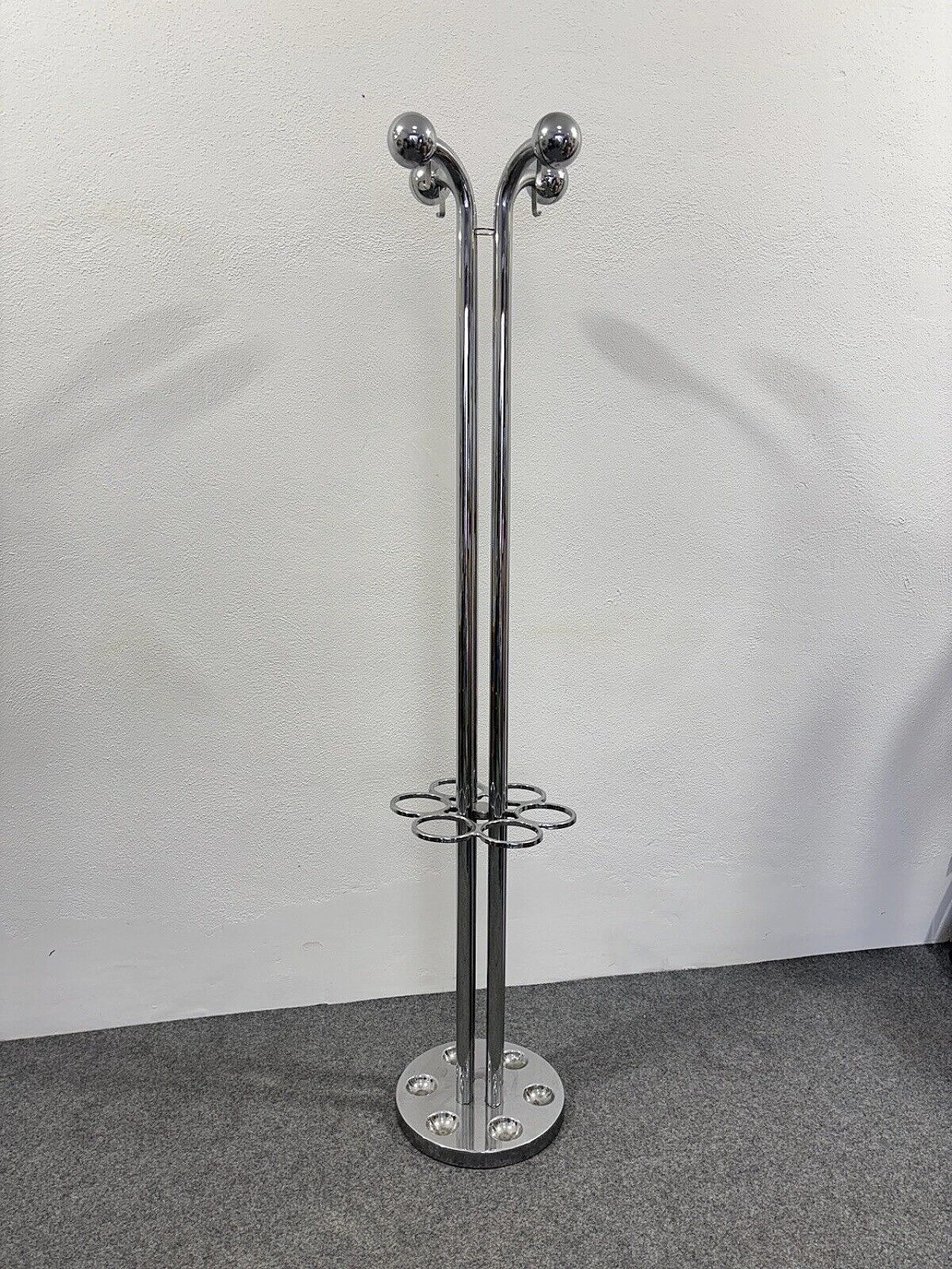 Space Age chromed steel floor coat rack, 1970s 7