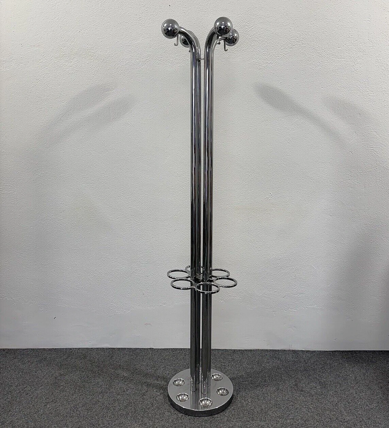 Space Age chromed steel floor coat rack, 1970s 11