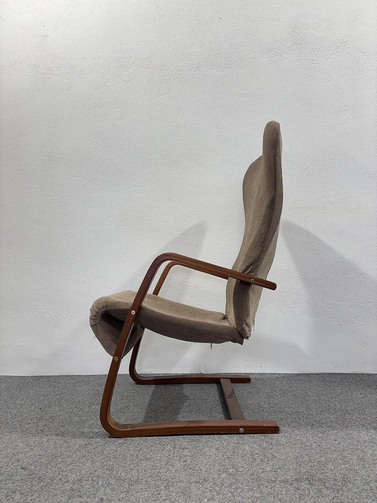 Poltrona in legno e tessuto di Alvar Aalto, anni '60 3