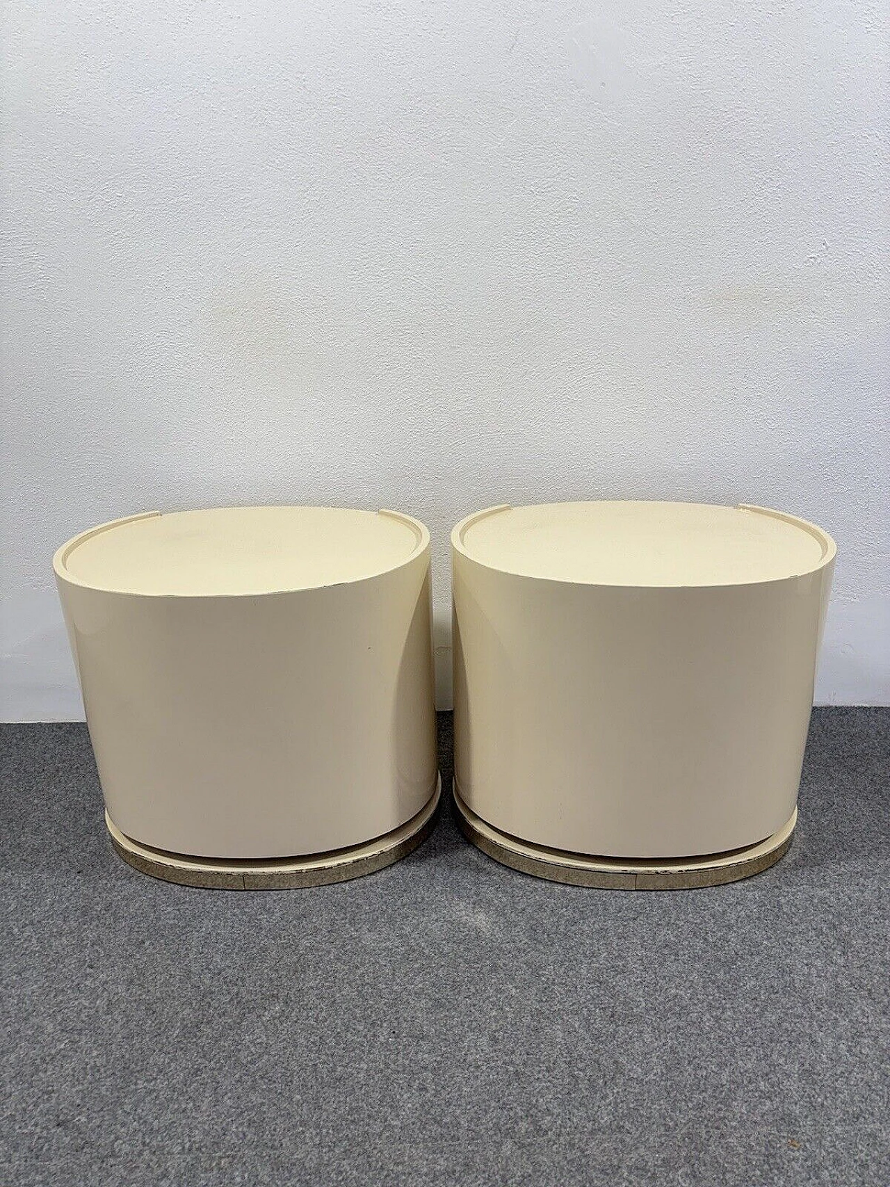 Pair of Space Age bedside tables in the style of Karl Springer, 1970s 8