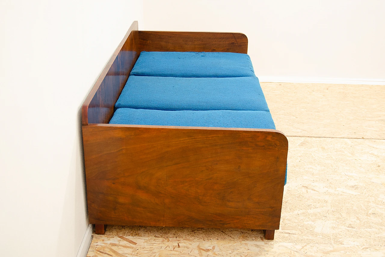 Czechoslovakian Art Deco walnut storage sofa, 1930s 5