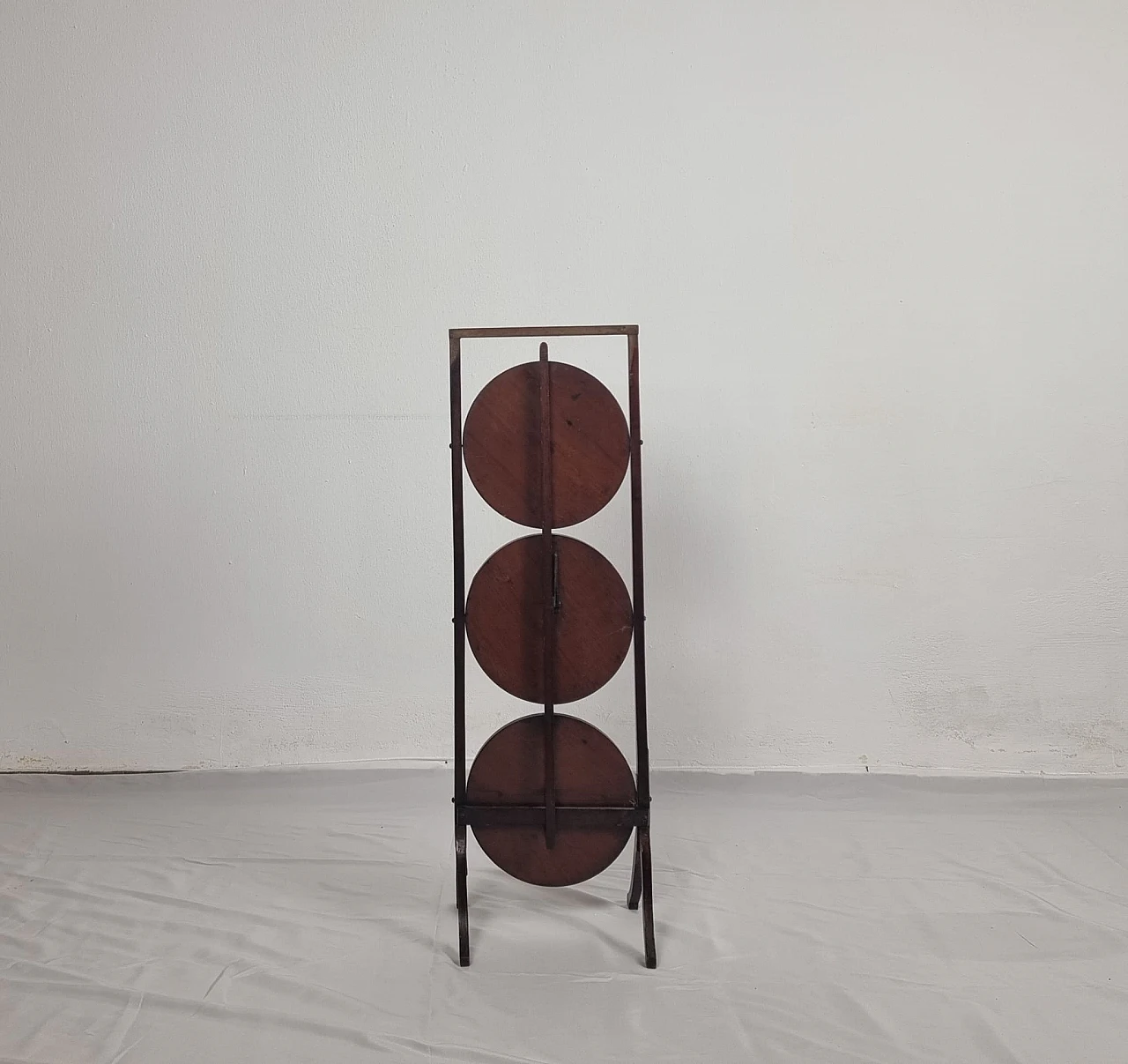 Folding valet stand with shelves in mahogany 6