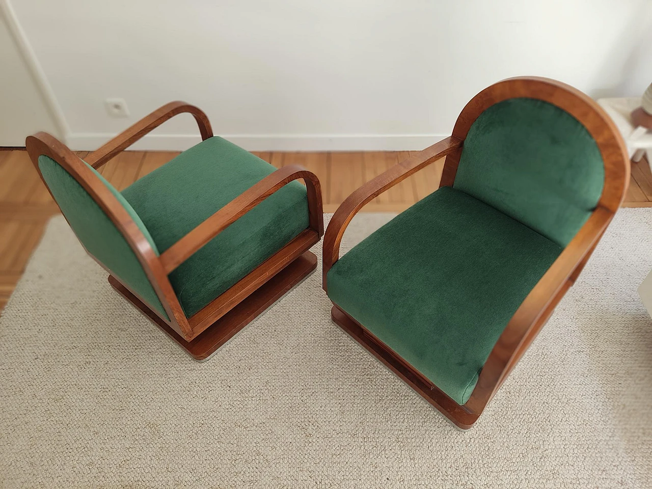 Pair of Art Deco wood and green fabric armchairs, 1930s 5