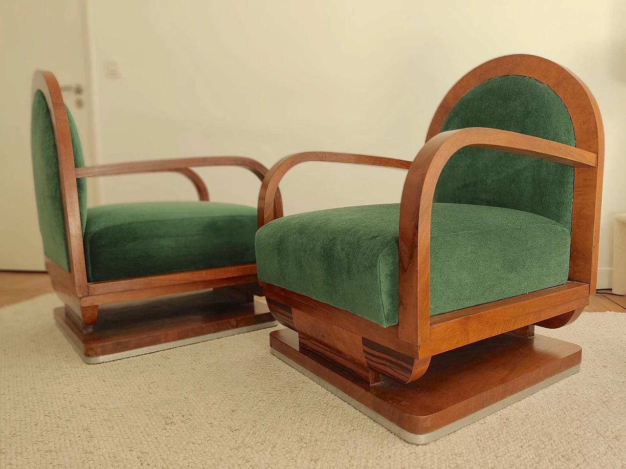 Pair of Art Deco wood and green fabric armchairs, 1930s 7