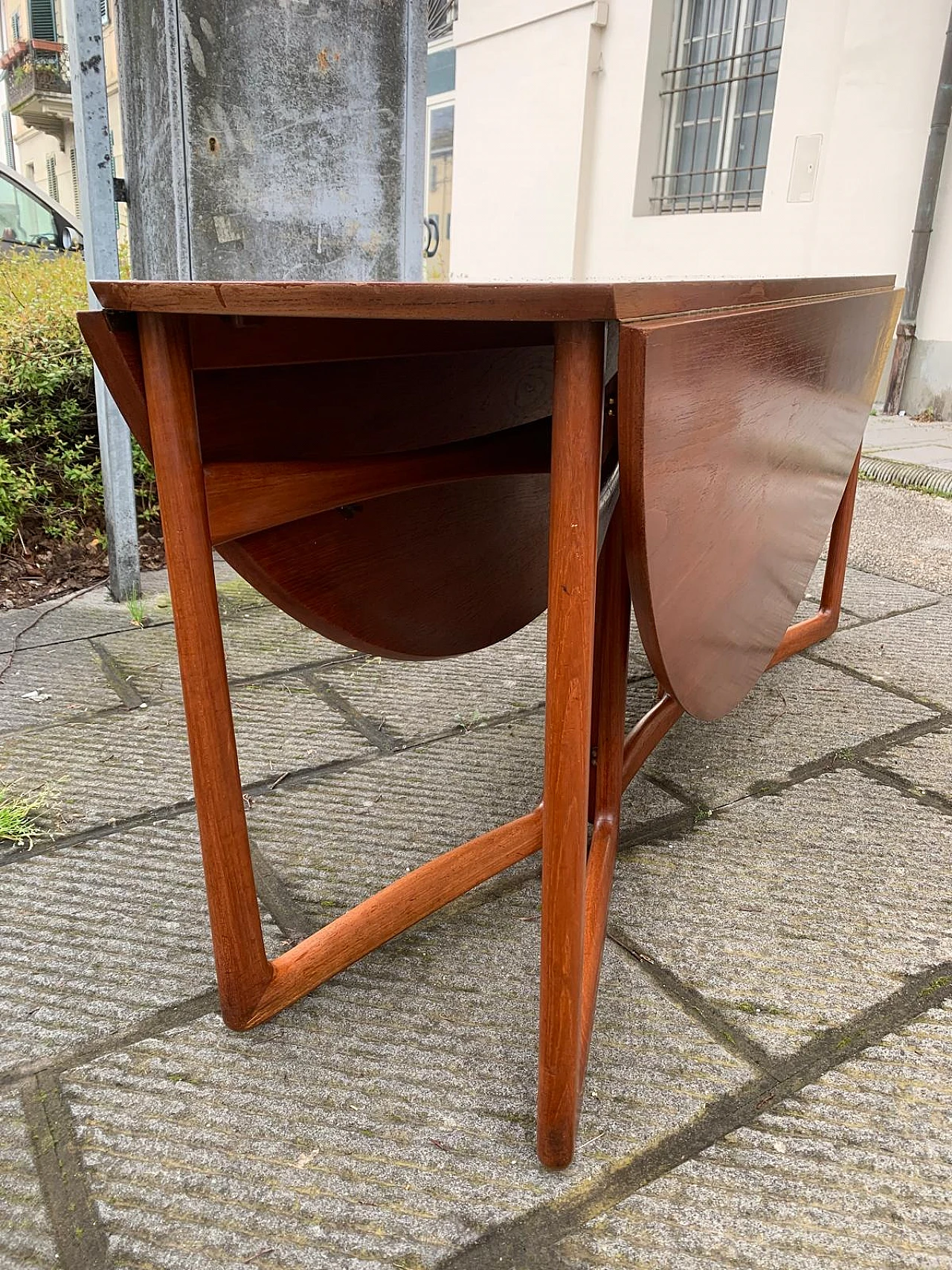 Tavolo in teak di P. Hvidt & O. M. Nielsen per France & Son, anni '60 2