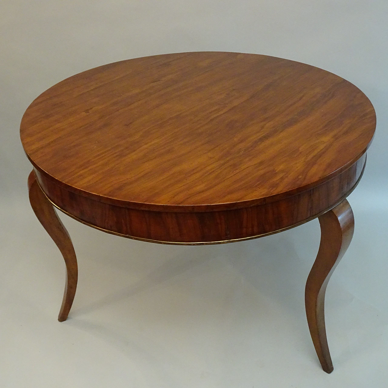 Olive root round table with drawer, 19th century 2