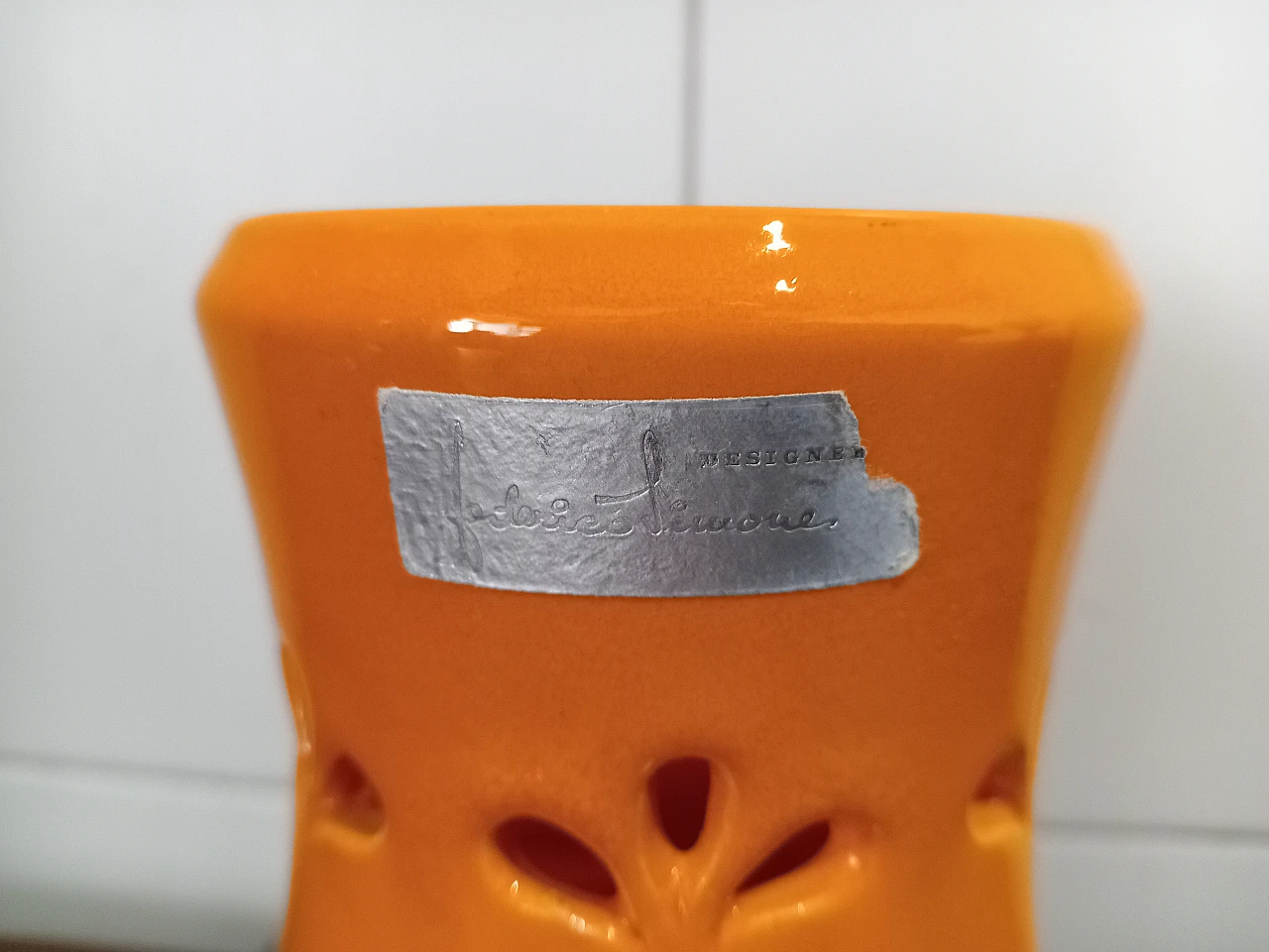 Vaso in ceramica arancione di Federico Simone per Casarte, anni '70 3