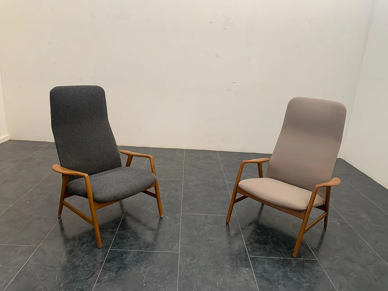 Pair of reclining armchairs by Pizzetti Roma, 1950s 2