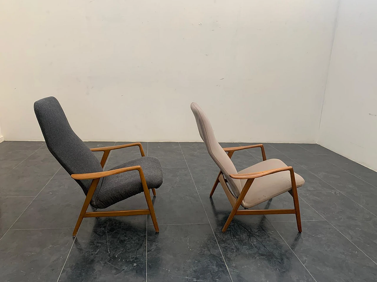 Pair of reclining armchairs by Pizzetti Roma, 1950s 8