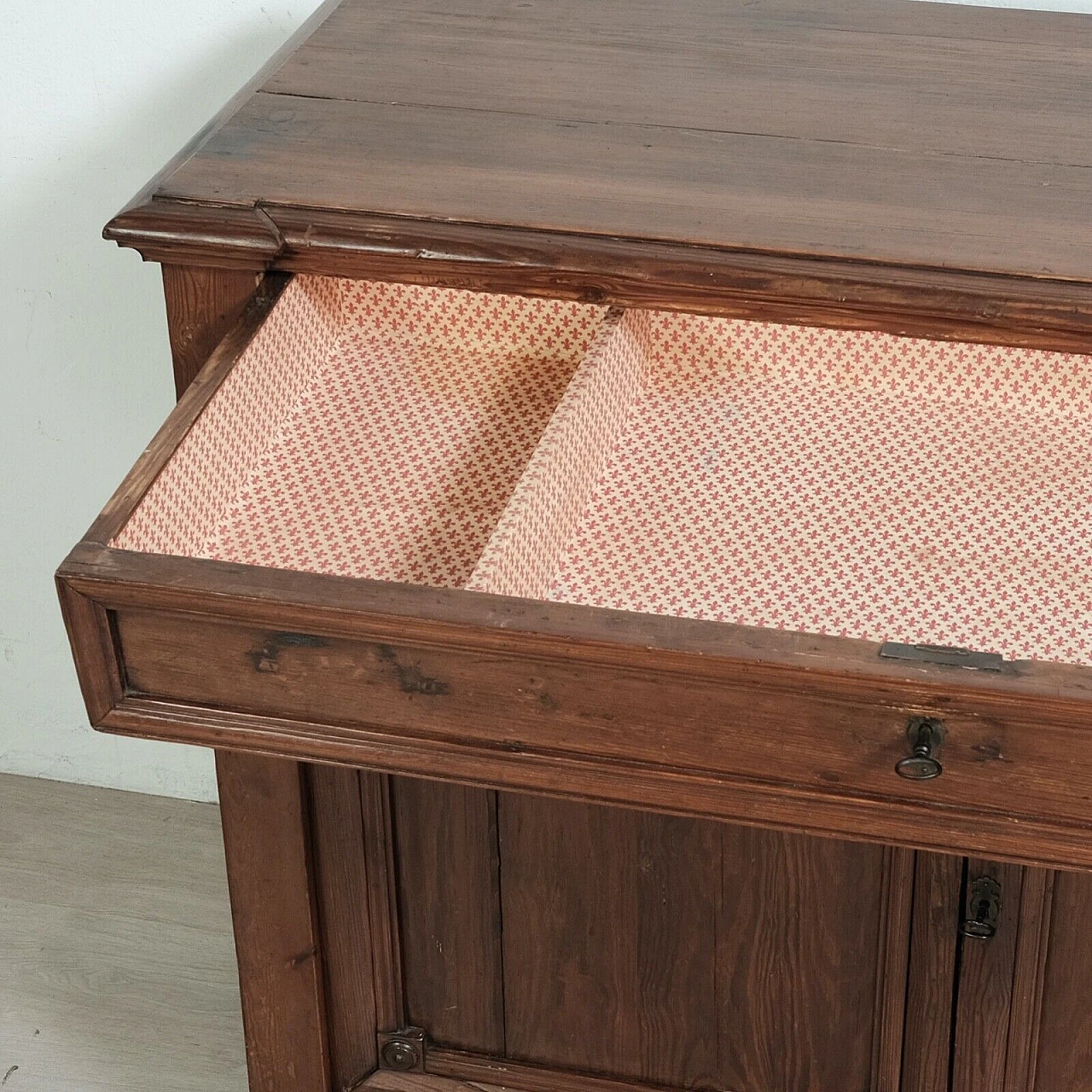 Walnut-stained larch sideboard, late 19th century 9