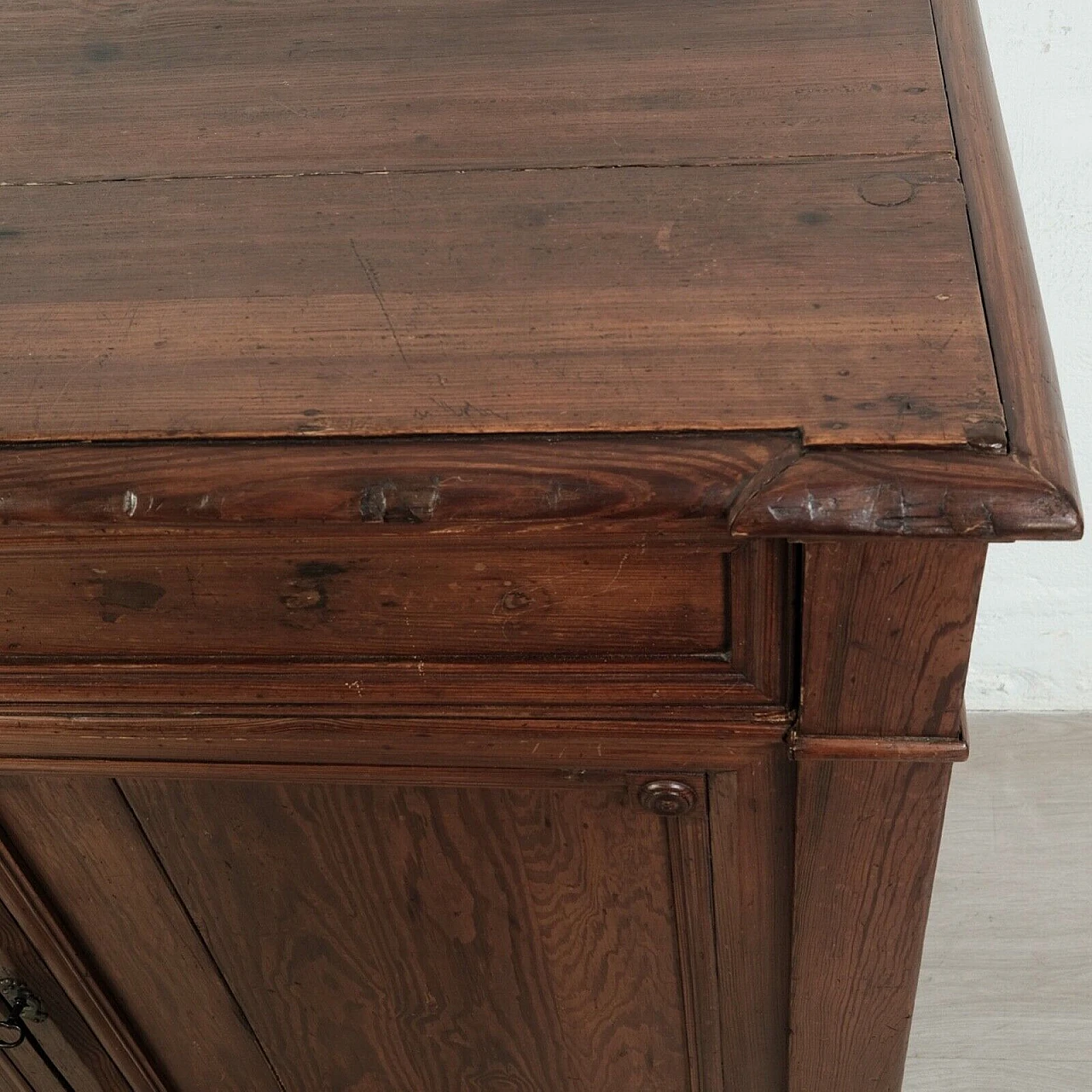 Walnut-stained larch sideboard, late 19th century 17