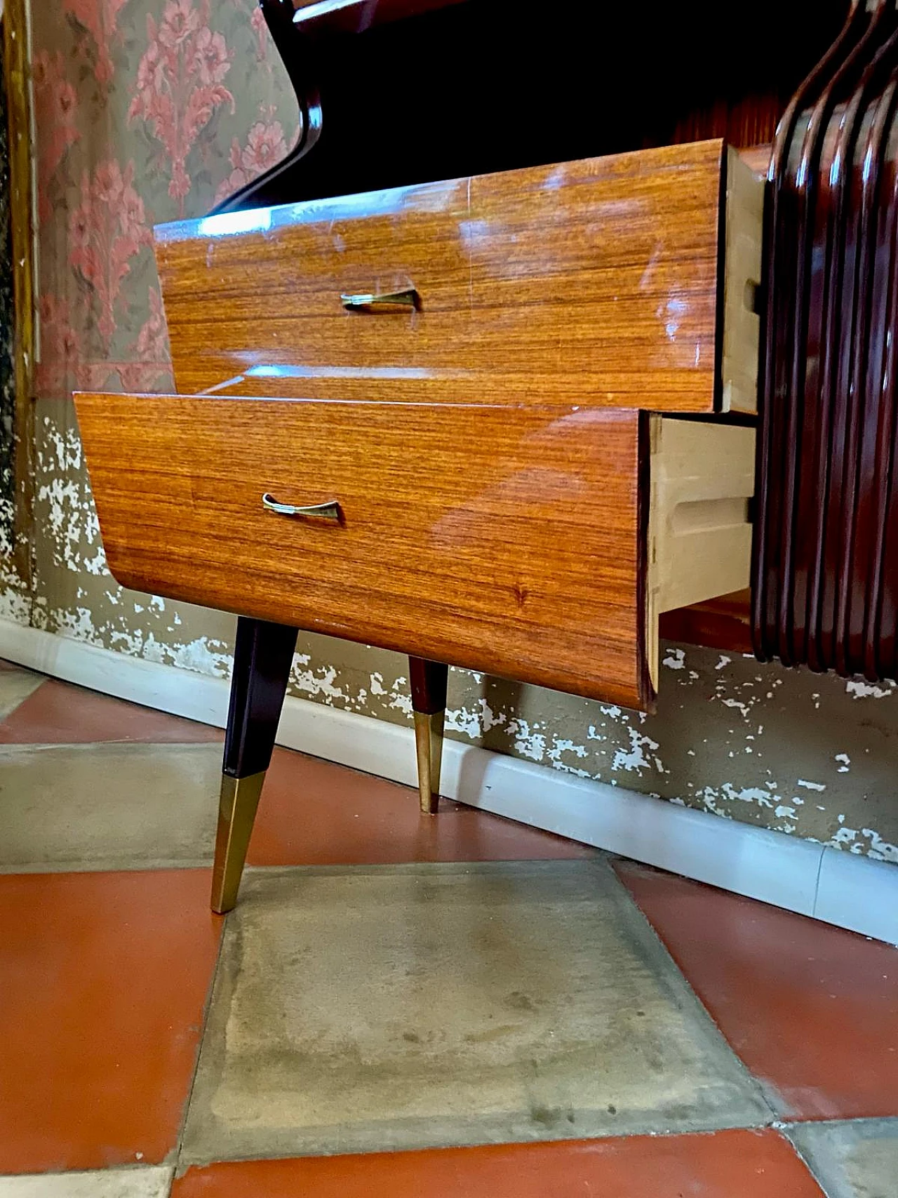 Mahogany, maple and rosewood bar cabinet by Osvaldo Borsani, 1950s 11