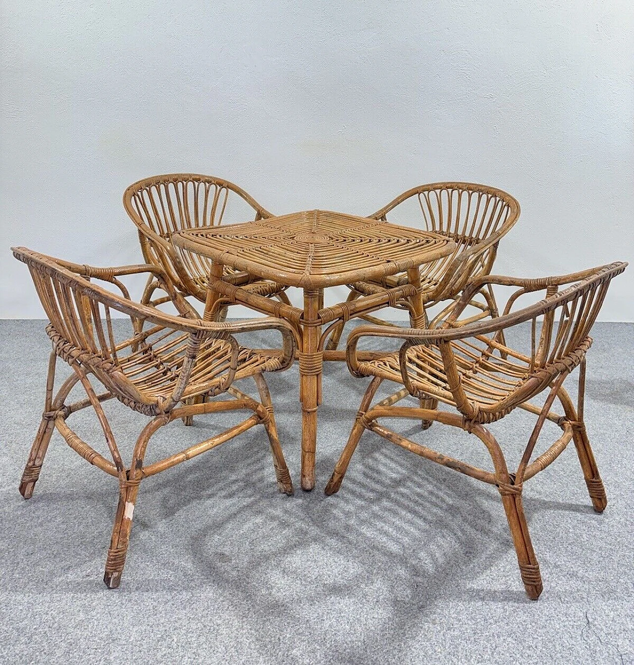 4 Garden armchairs and coffee table in rattan by V. Bonacina, 1960s 1