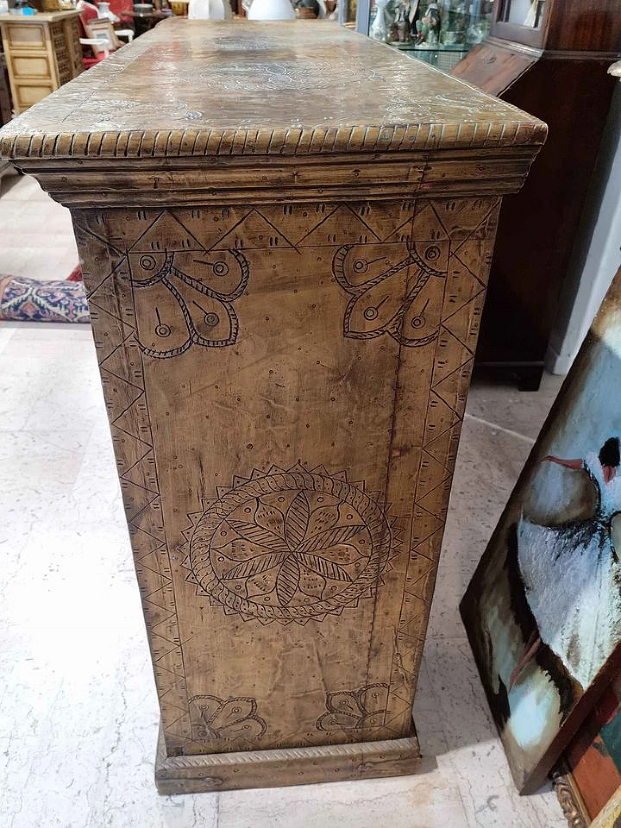 Rosewood sideboard covered with inlaid brass leaf 4