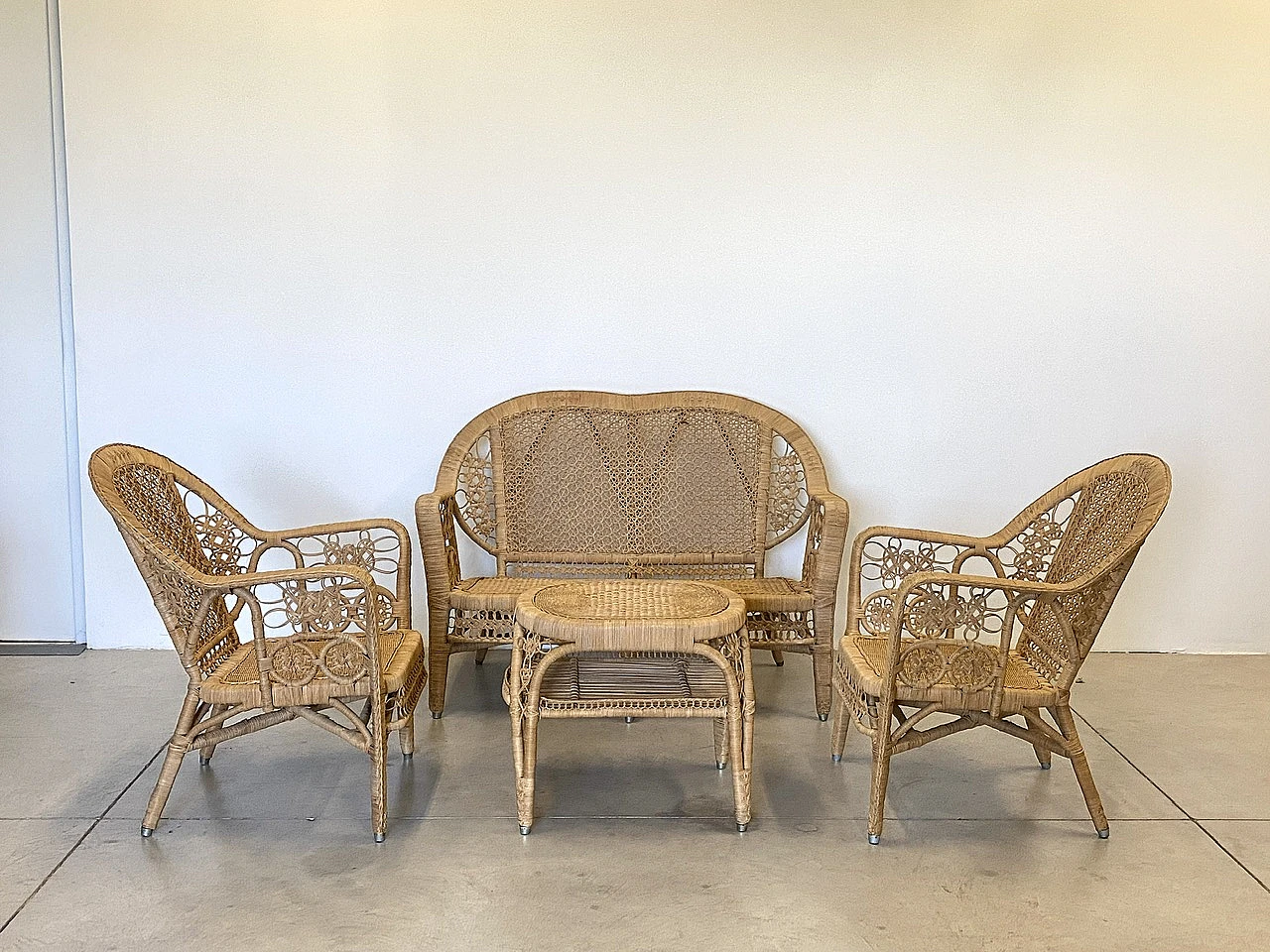 Wicker sofa, pair of armchairs and coffee table, 1980s 3