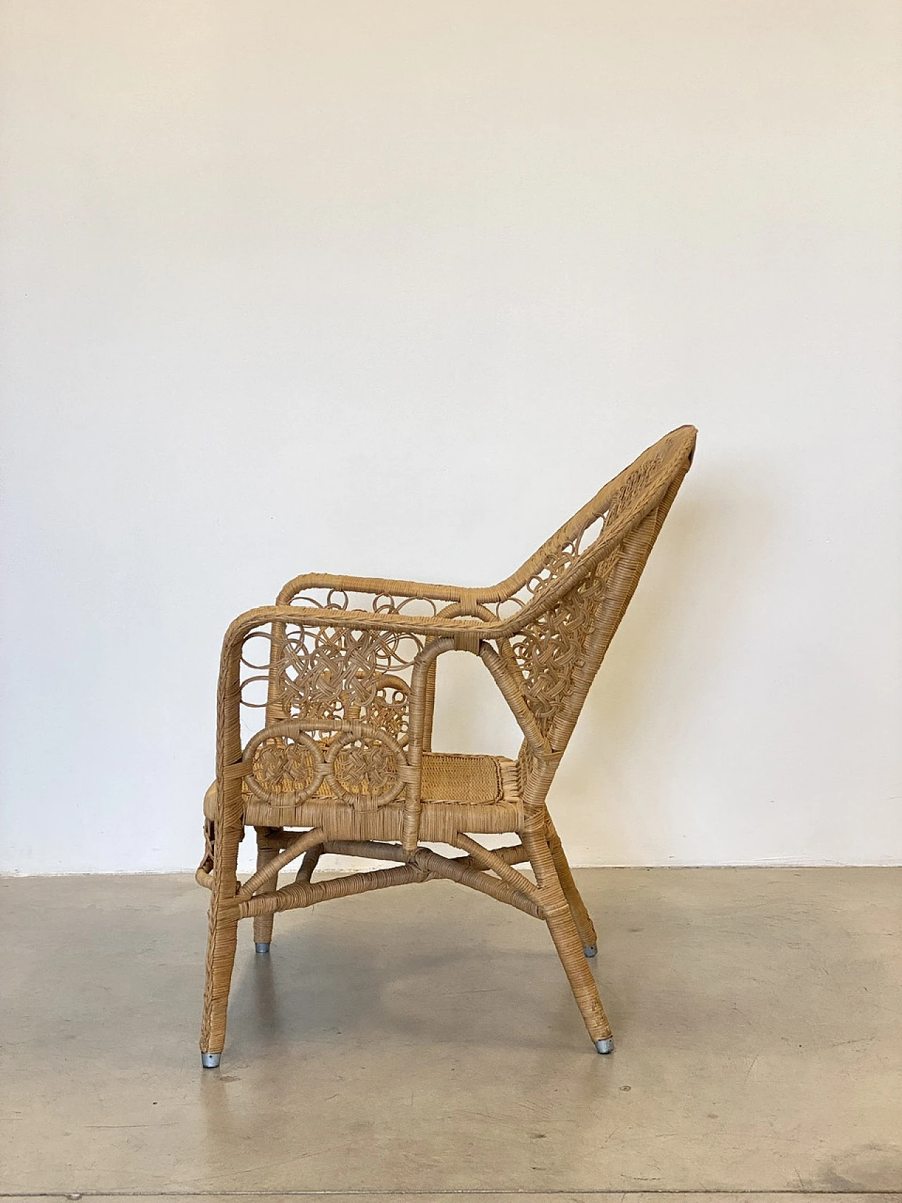 Wicker sofa, pair of armchairs and coffee table, 1980s 24