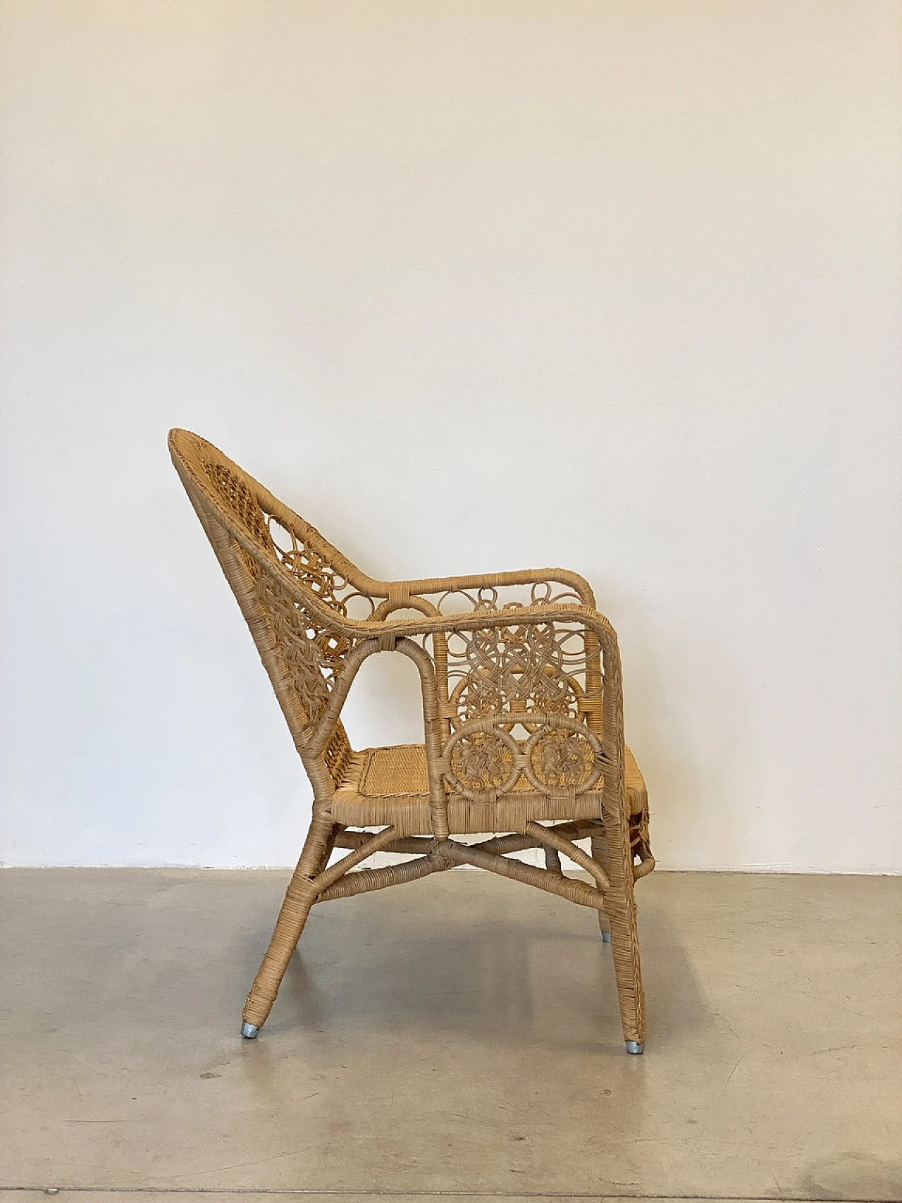 Wicker sofa, pair of armchairs and coffee table, 1980s 27