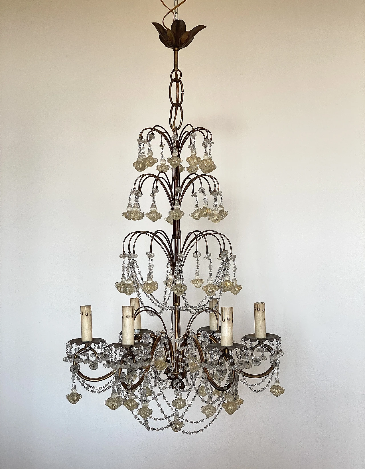 Gilded metal and Murano glass chandelier, 1960s 3