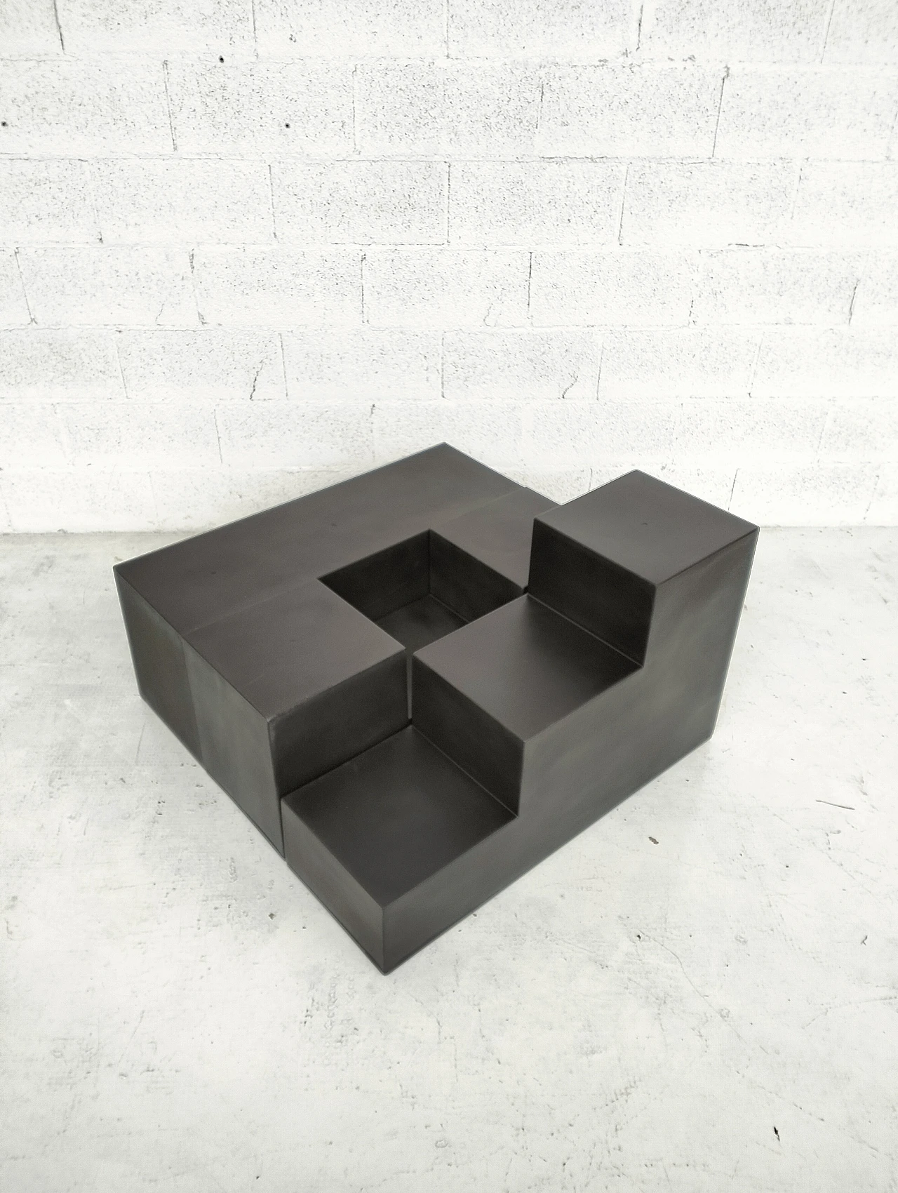 3 Gli Scacchi coffee tables by Mario Bellini for C&B Italia, 1970s 4