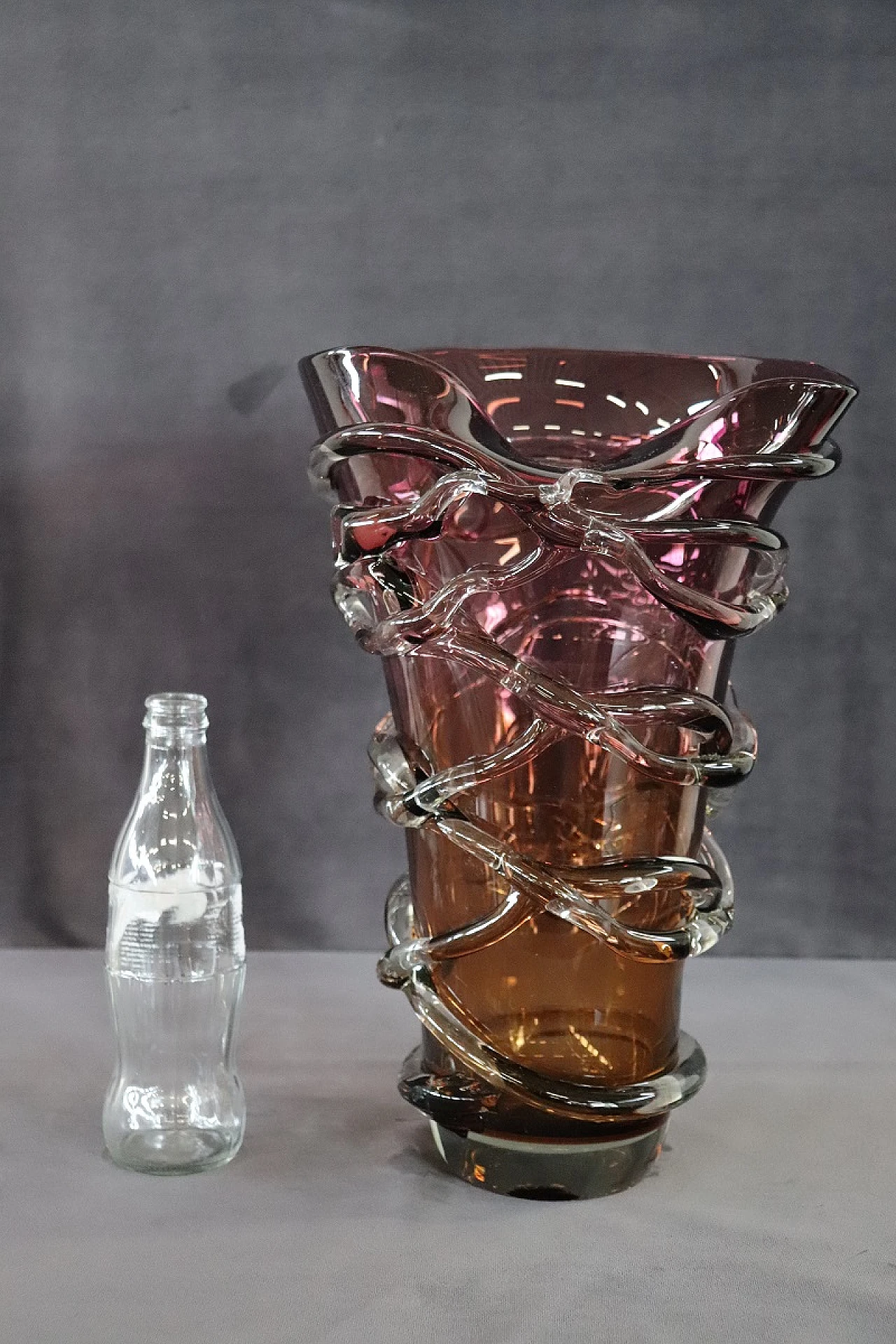 Amber-coloured Murano glass vase, 1980s 3