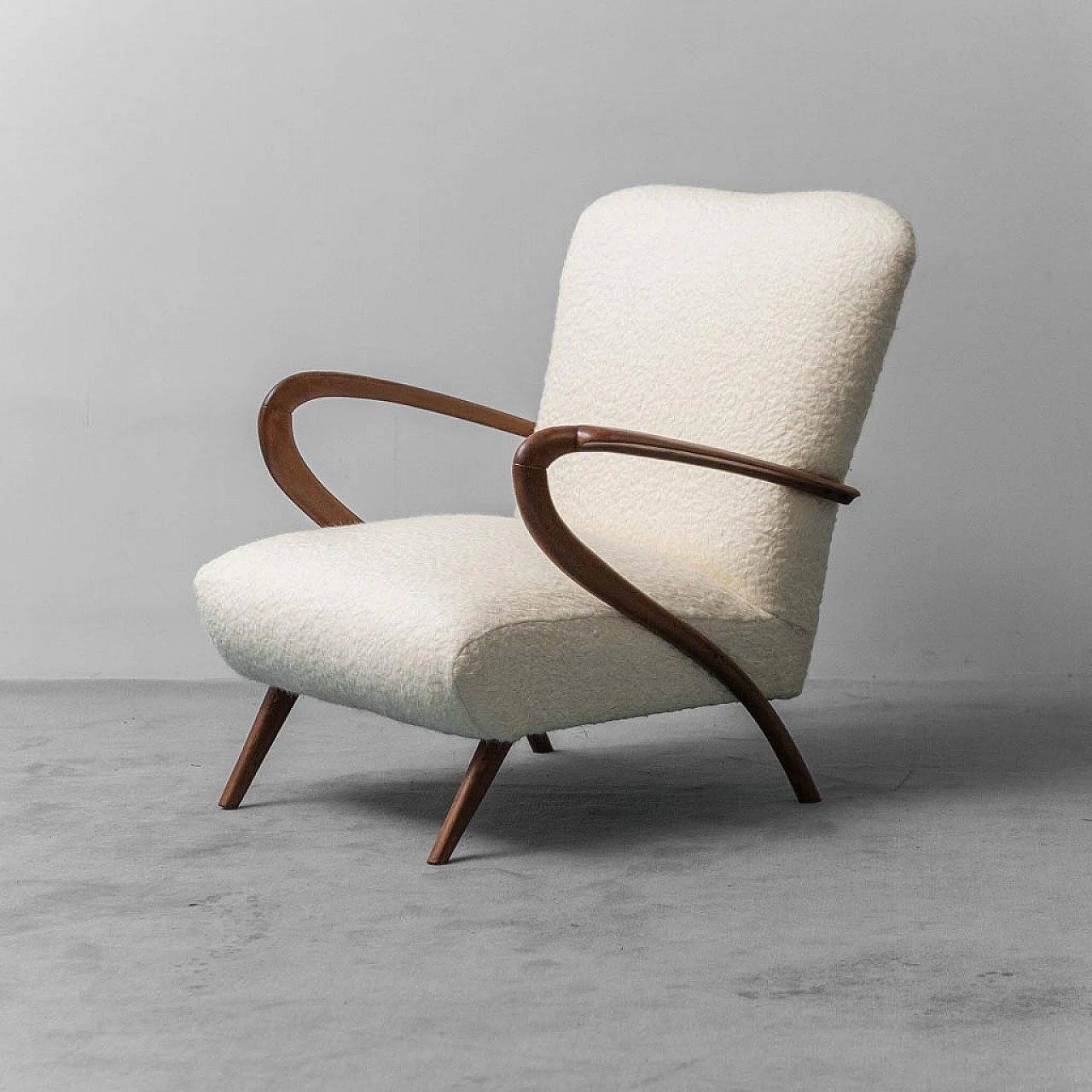 Pair of armchairs in wood and white fabric, 1960s 4