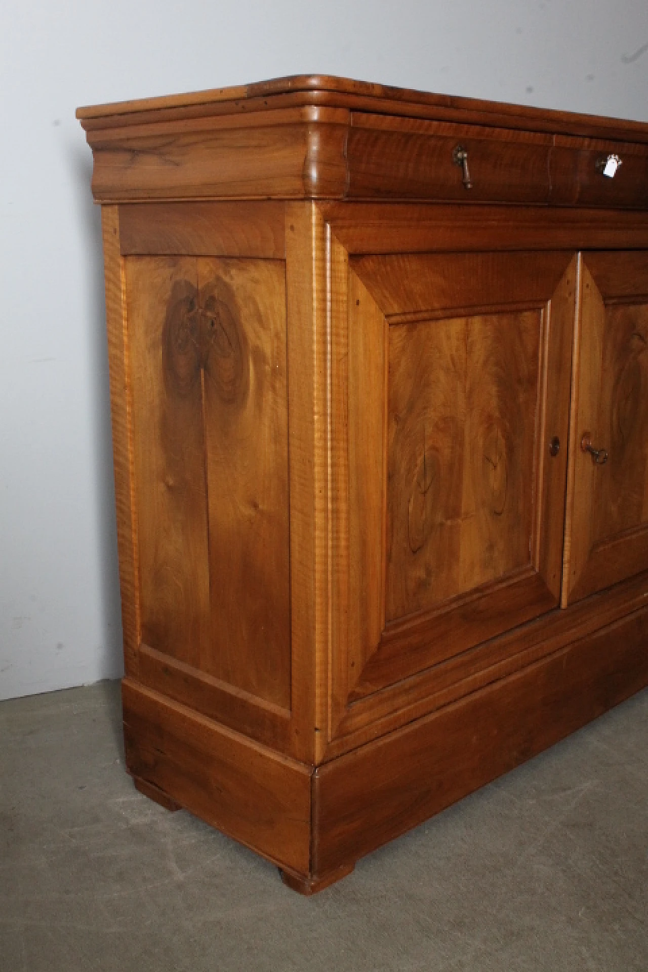 Louis Philippe blond walnut Capuchin sideboard, mid-19th century 14