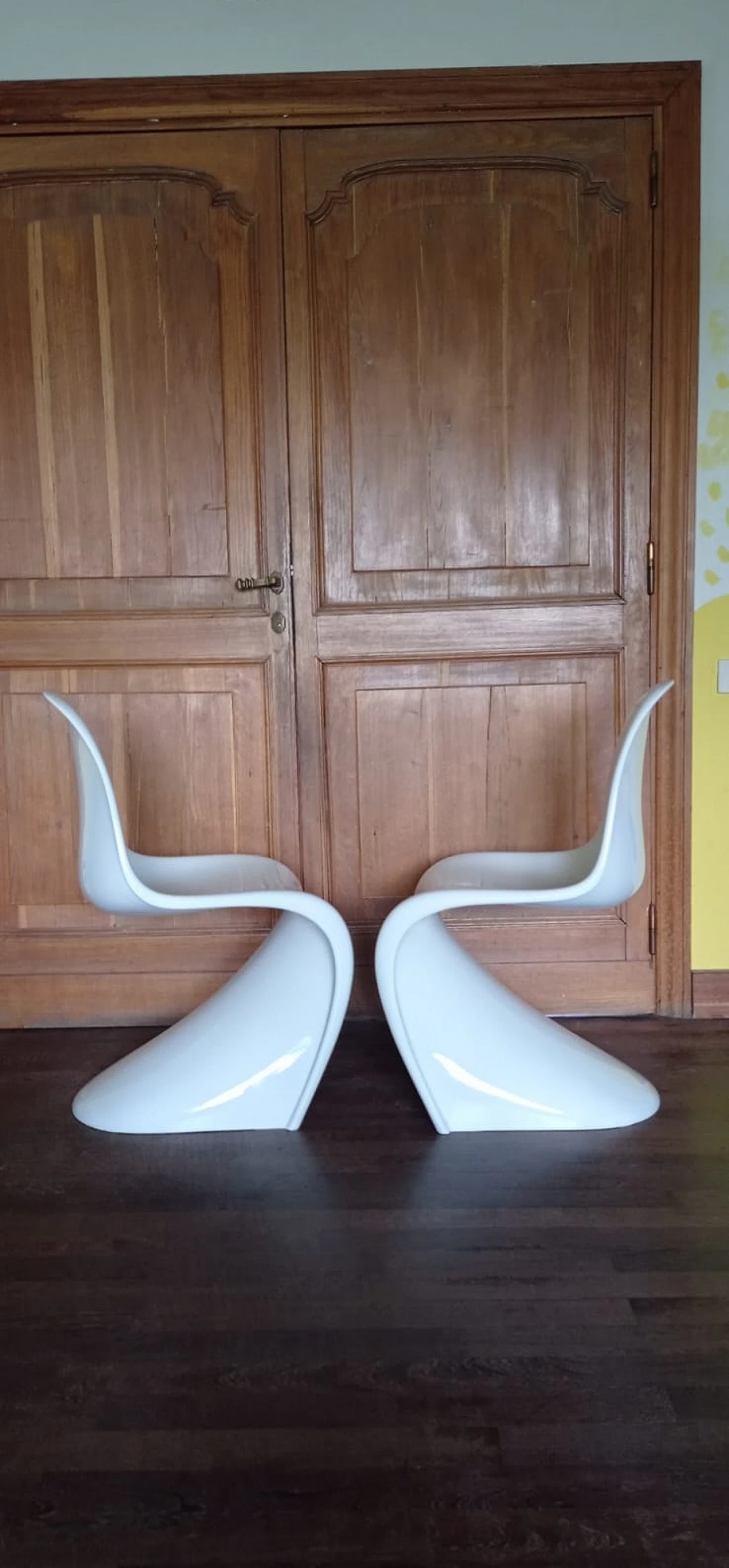 Pair of white Panton Classic Chair S chairs by Vitra, 1990s 3