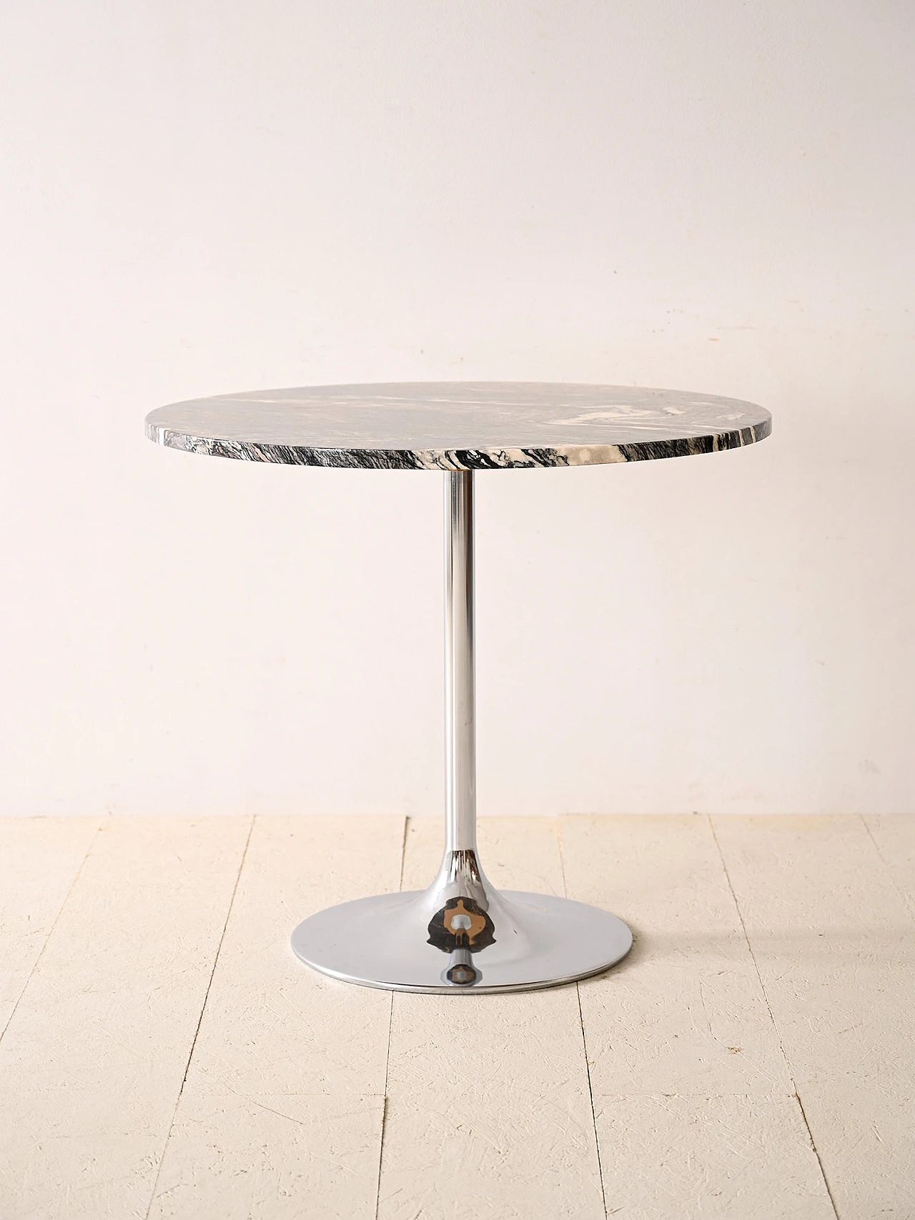 Scandinavian round steel and marble table, 1960s 2