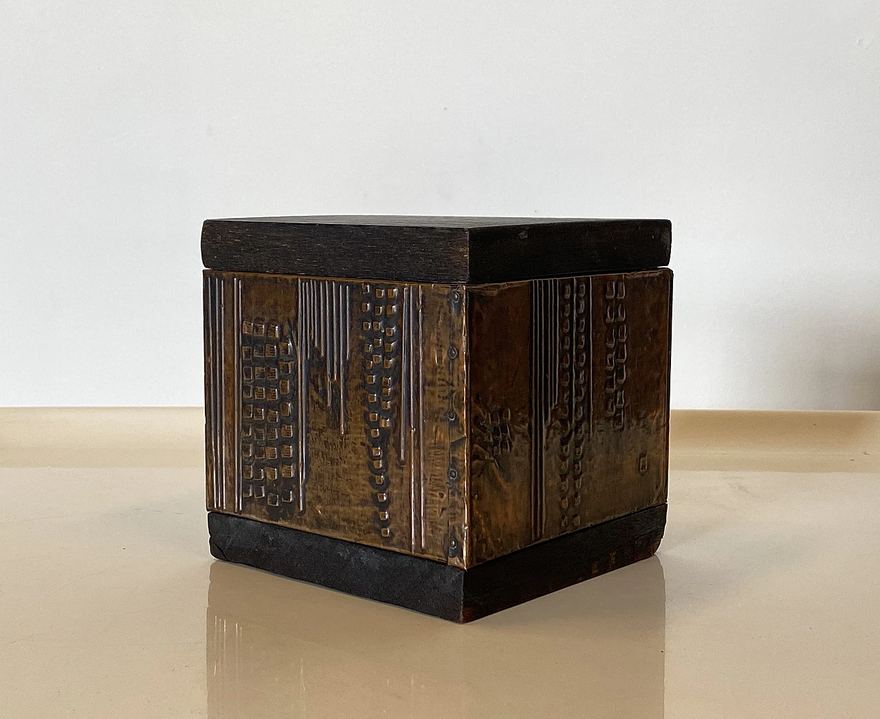 Pair of squared boxes in wood & copper by Victor Cerrato, 1960s 15