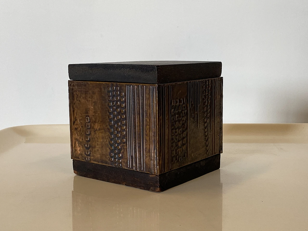 Pair of squared boxes in wood & copper by Victor Cerrato, 1960s 19