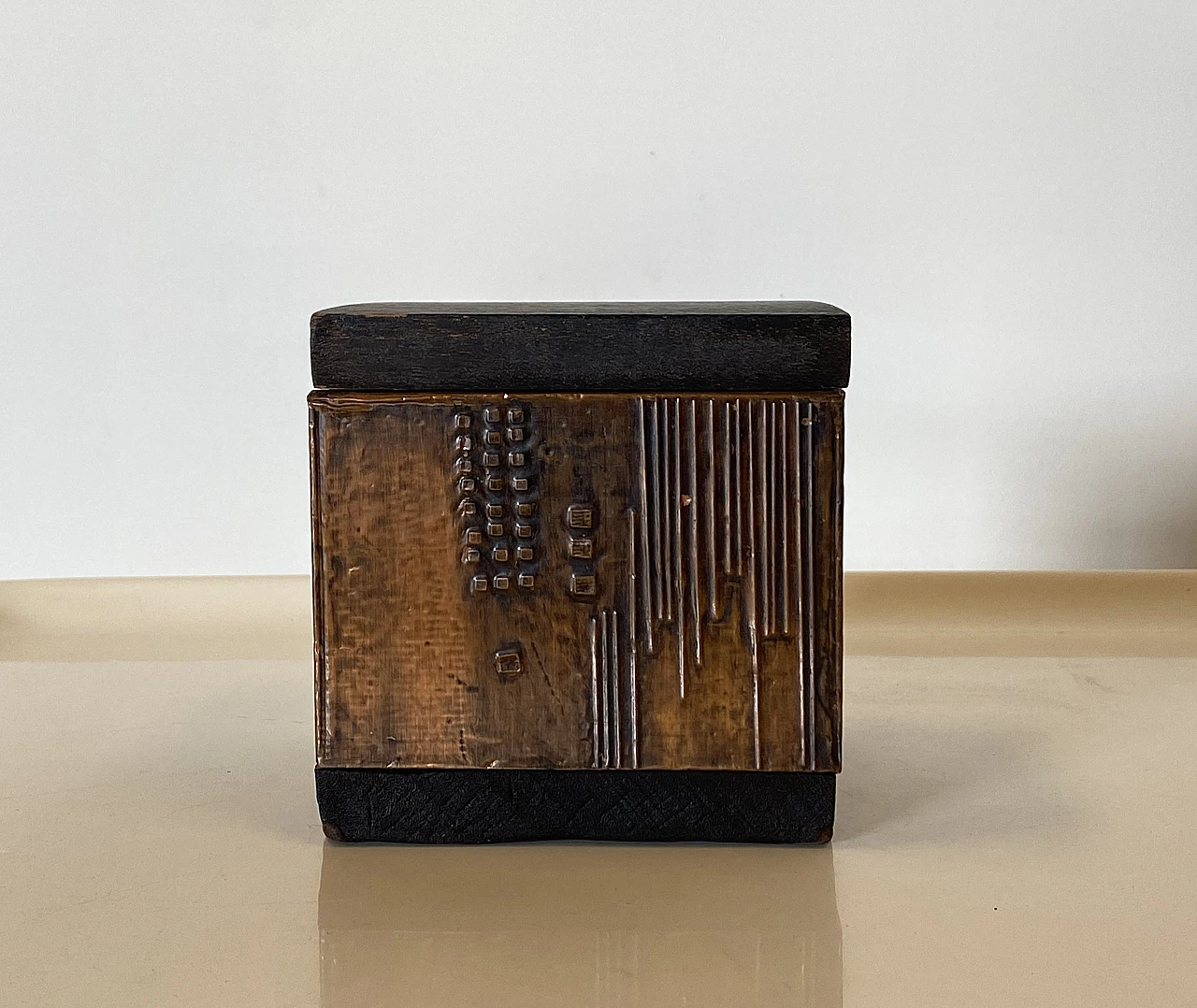 Pair of squared boxes in wood & copper by Victor Cerrato, 1960s 20