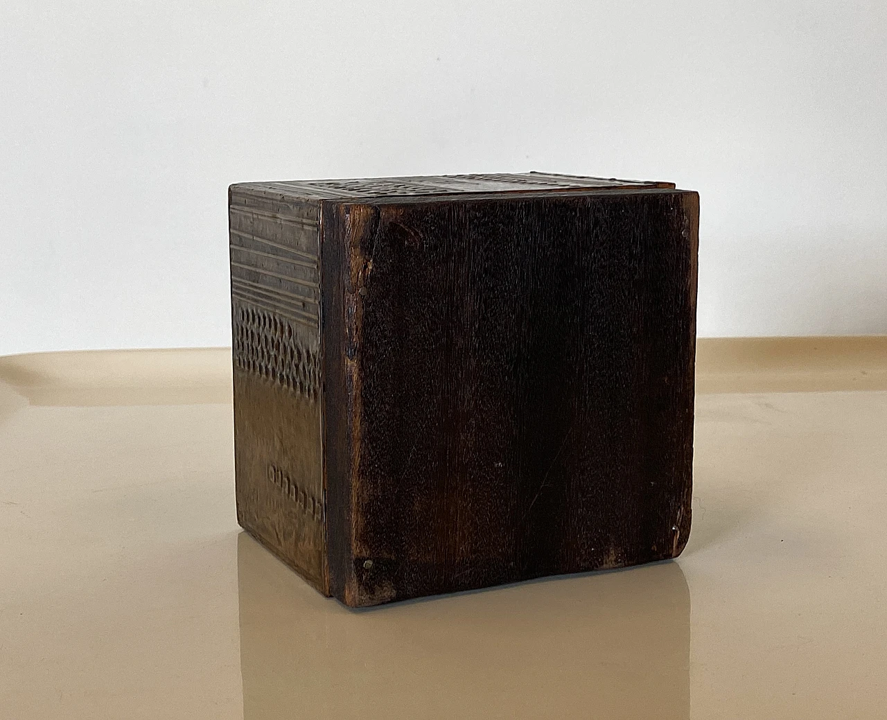 Pair of squared boxes in wood & copper by Victor Cerrato, 1960s 26