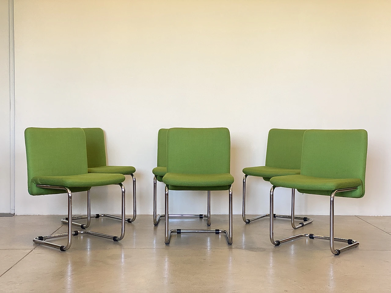 6 Chairs in chromed steel and green fabric, 1970s 1