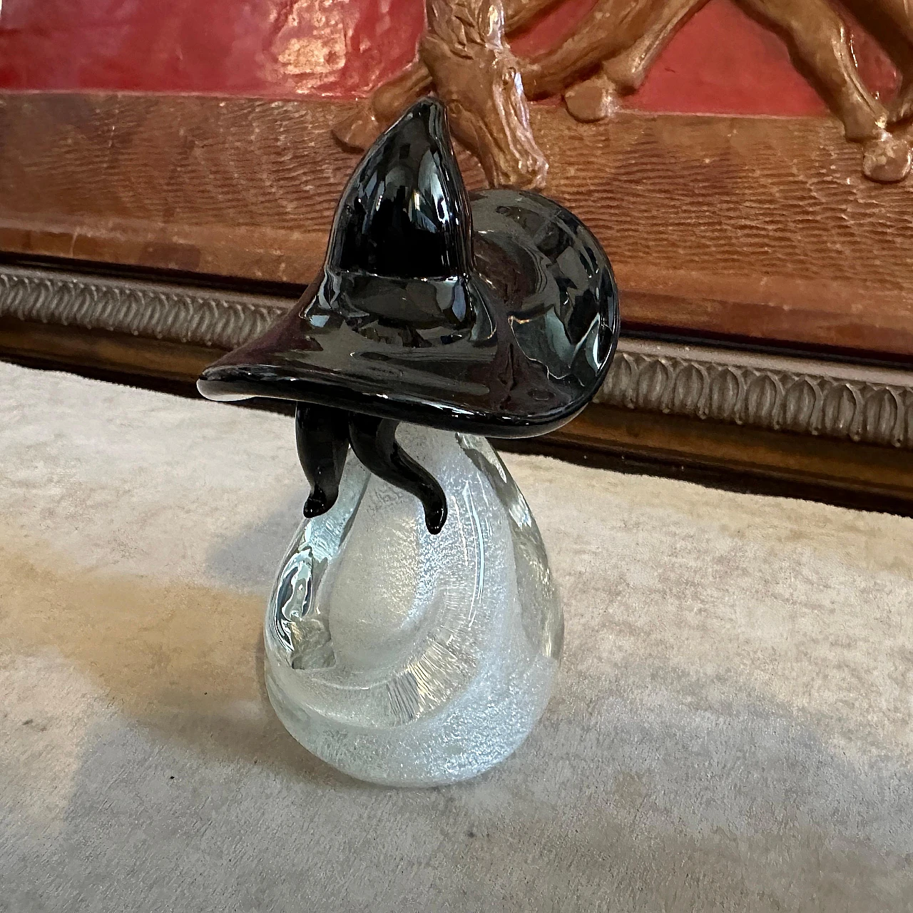 Black and white Murano glass figure of a Mexican, 1980s 6