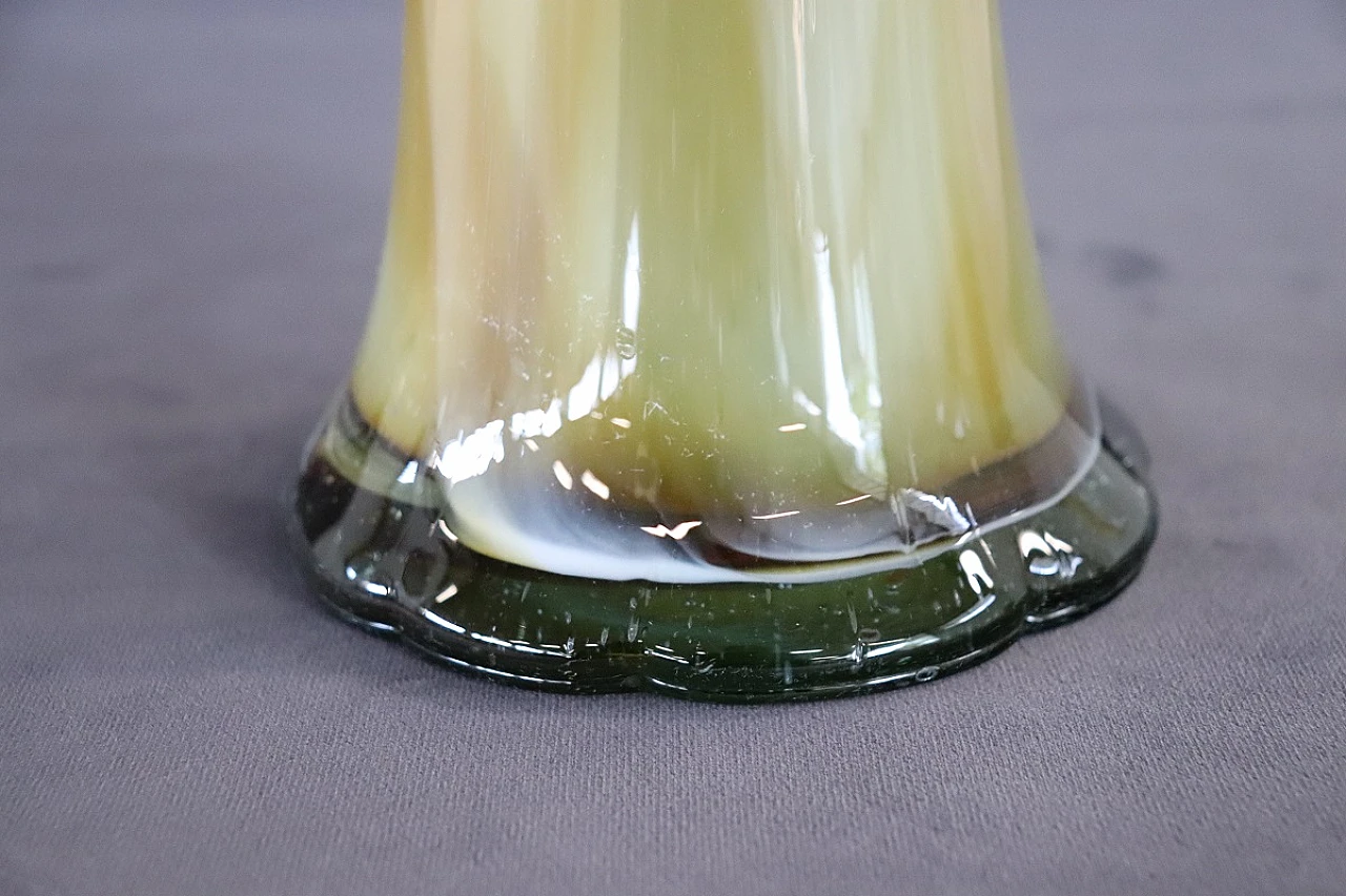 Murano glass vase with petal-shaped rim, 1960s 7